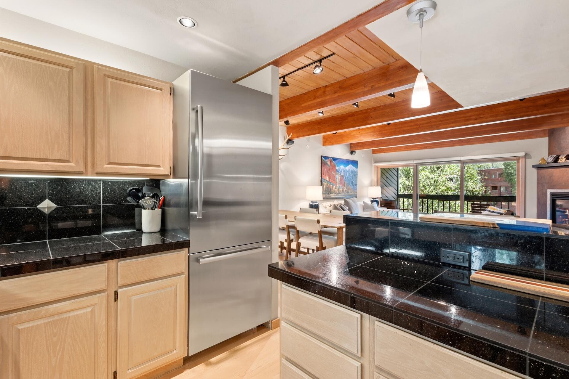 455 S Pine Street D101 - Thumbnail 10