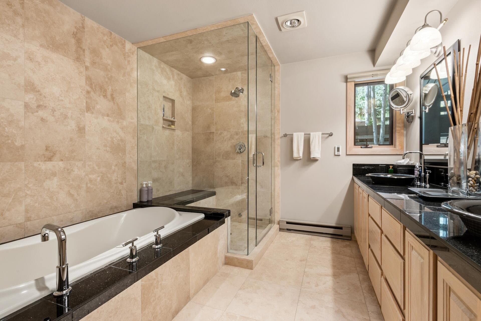 455 S Pine Street D101 - Thumbnail 16