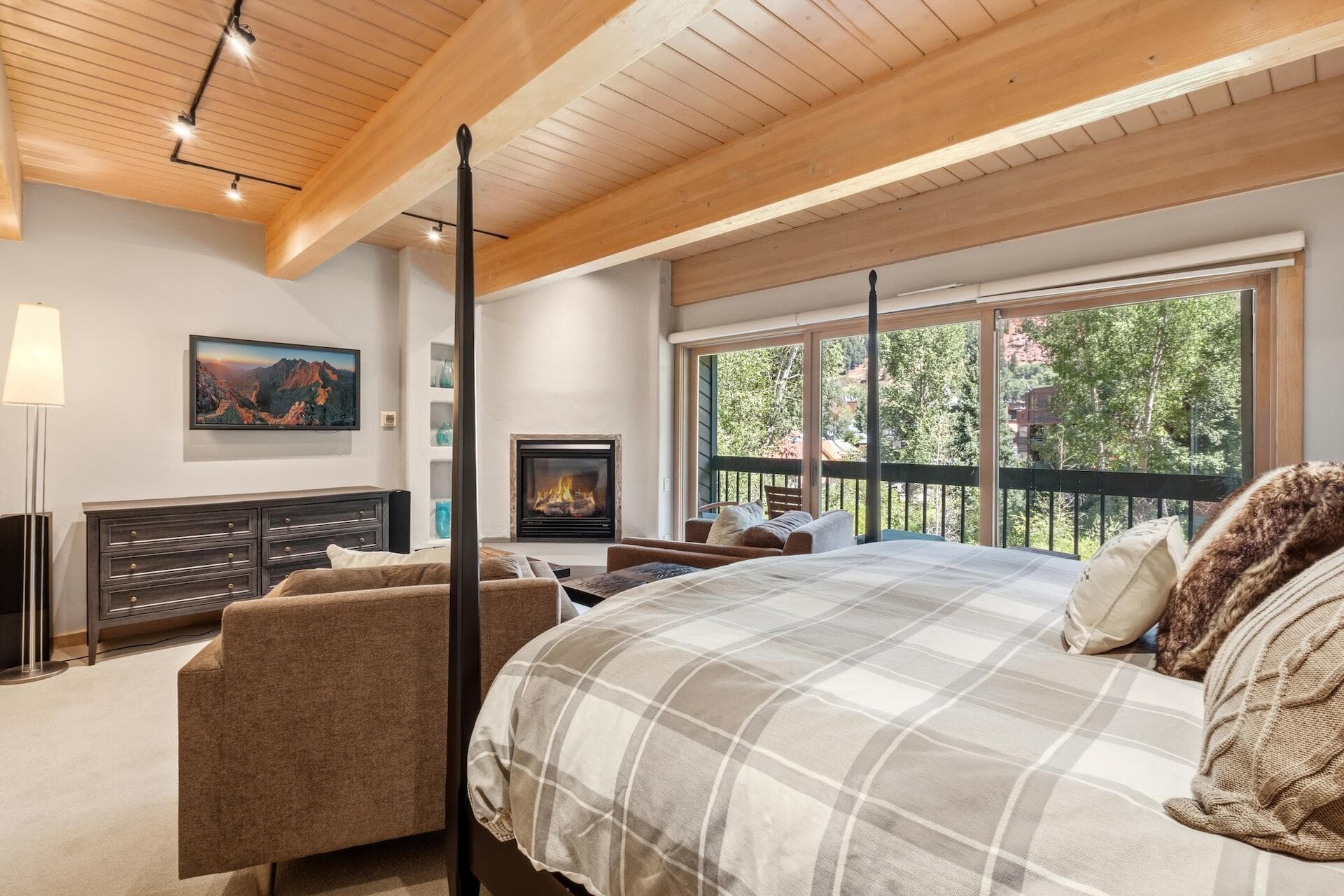 455 S Pine Street D101 - Thumbnail 11