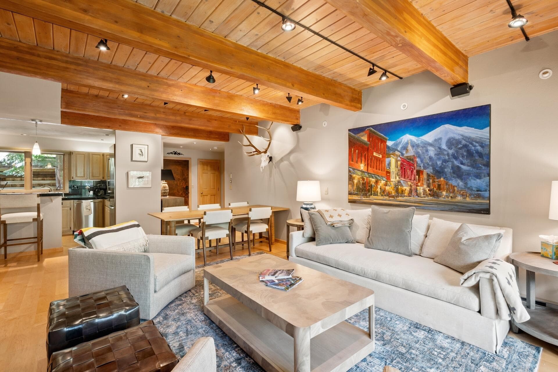 455 S Pine Street D101 - Thumbnail 4