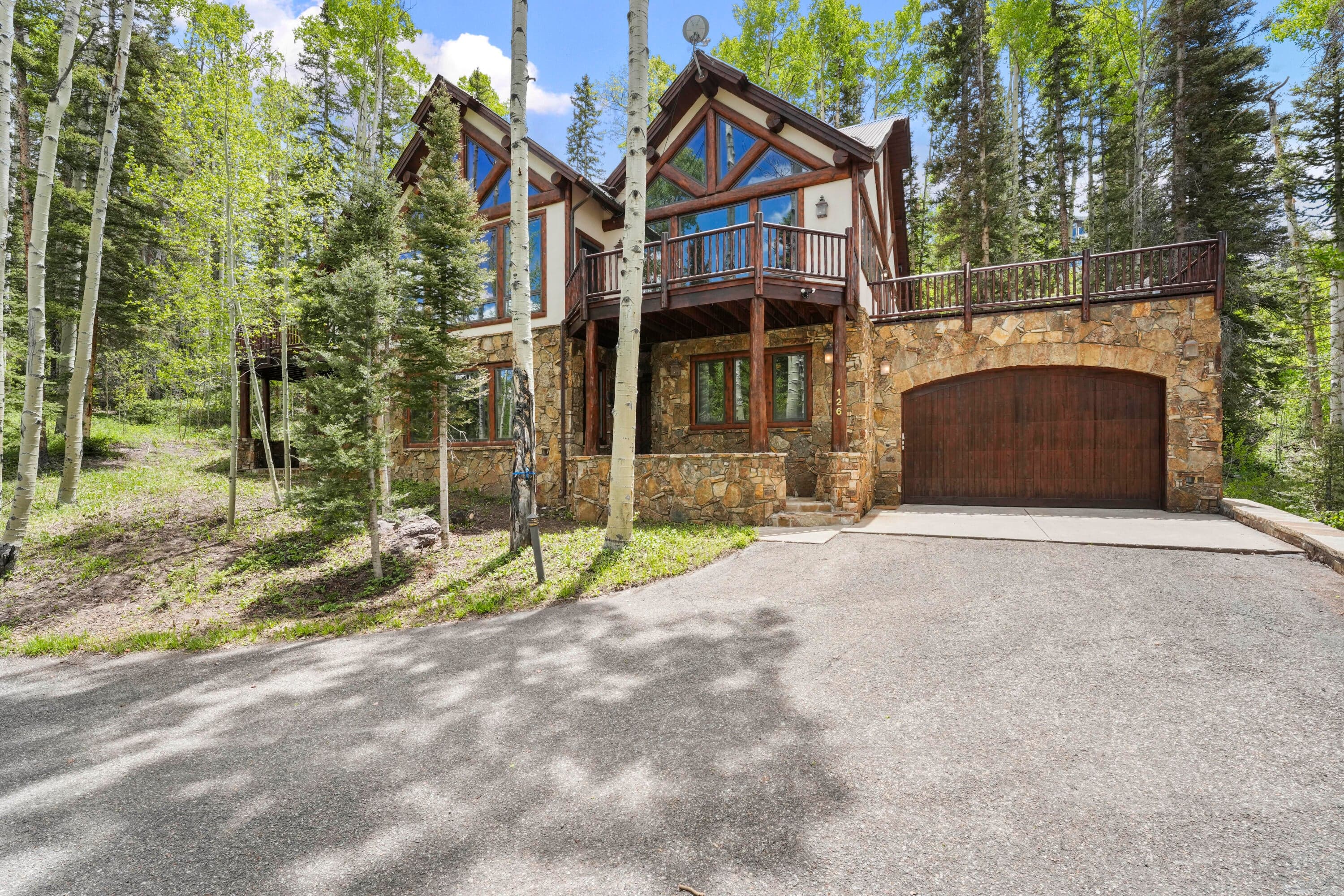 126 Polecat Lane - Thumbnail 2