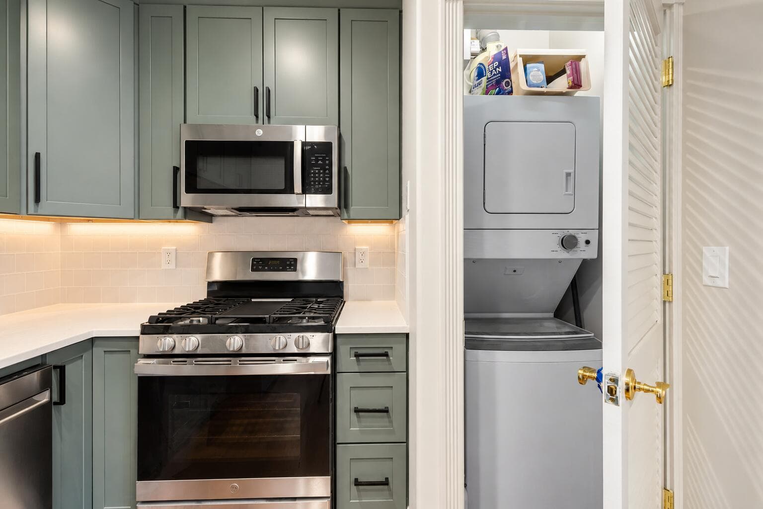 250 S Pine Street 303s - Thumbnail 12