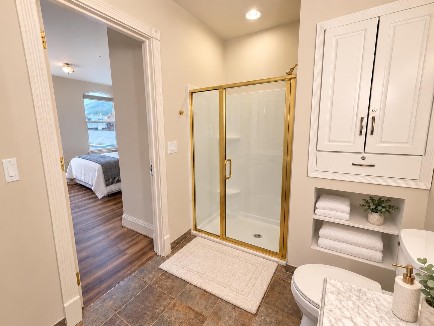 250 S Pine Street 303s - Thumbnail 9