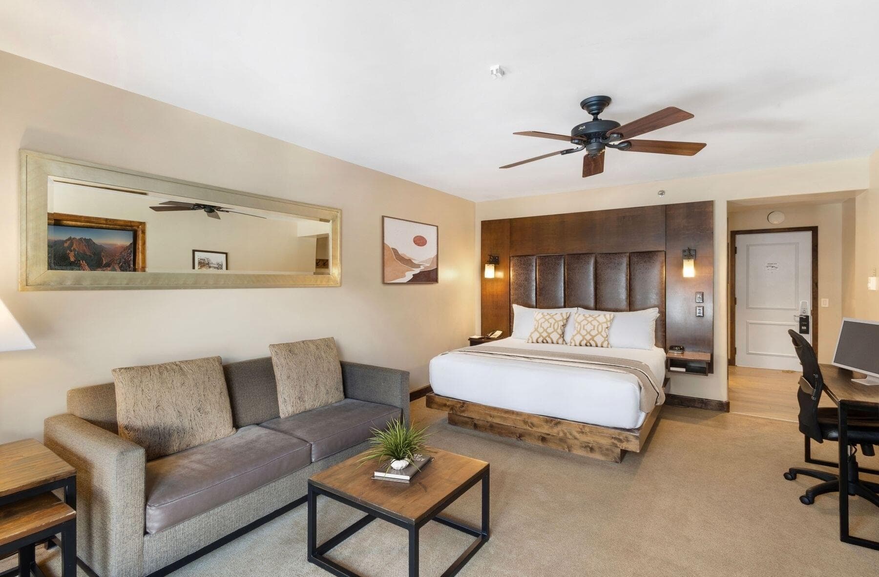 136 Country Club Drive 337 - Thumbnail 3