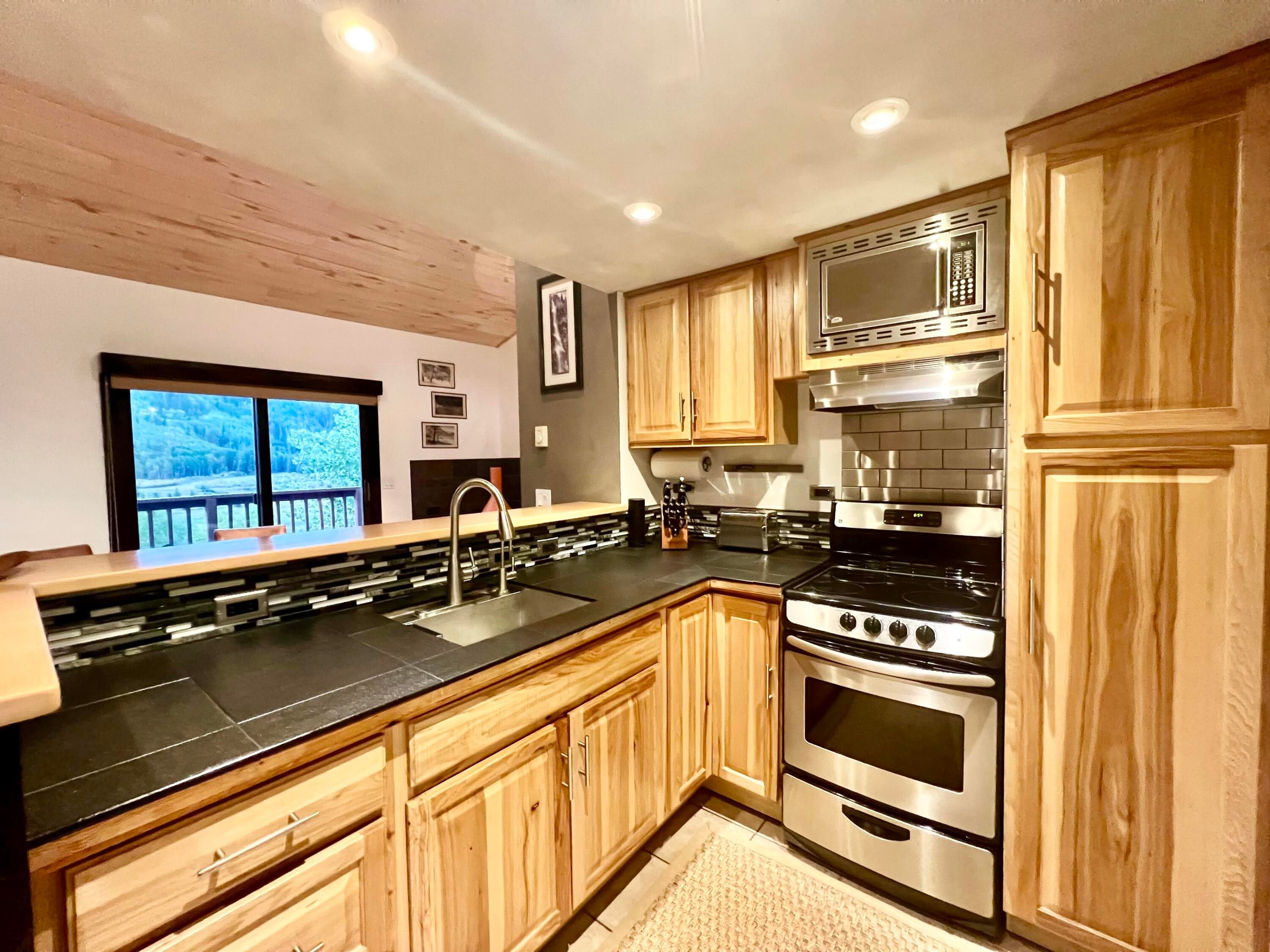 35 Pilot Knob Lane 406 - Thumbnail 6