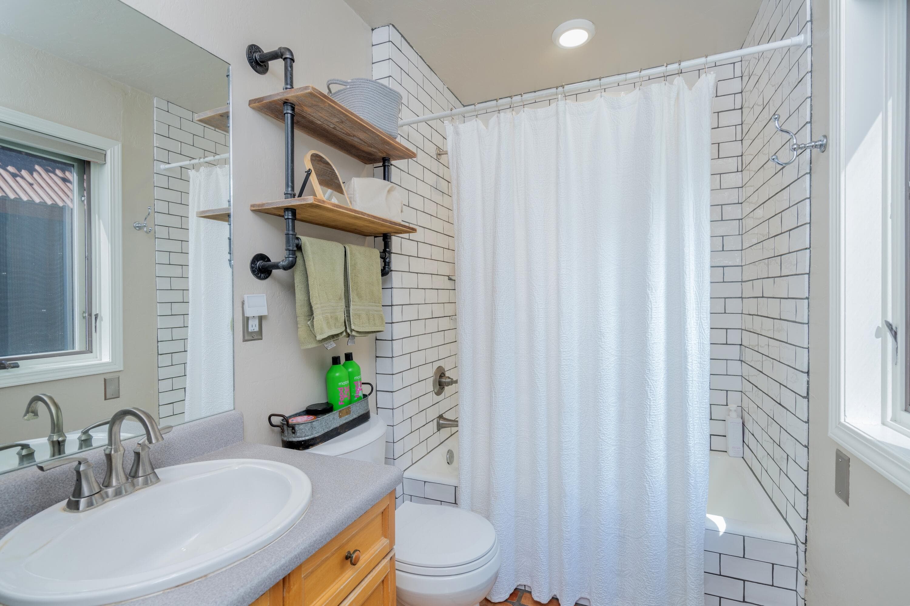 912 Two Rivers Drive - Thumbnail 16