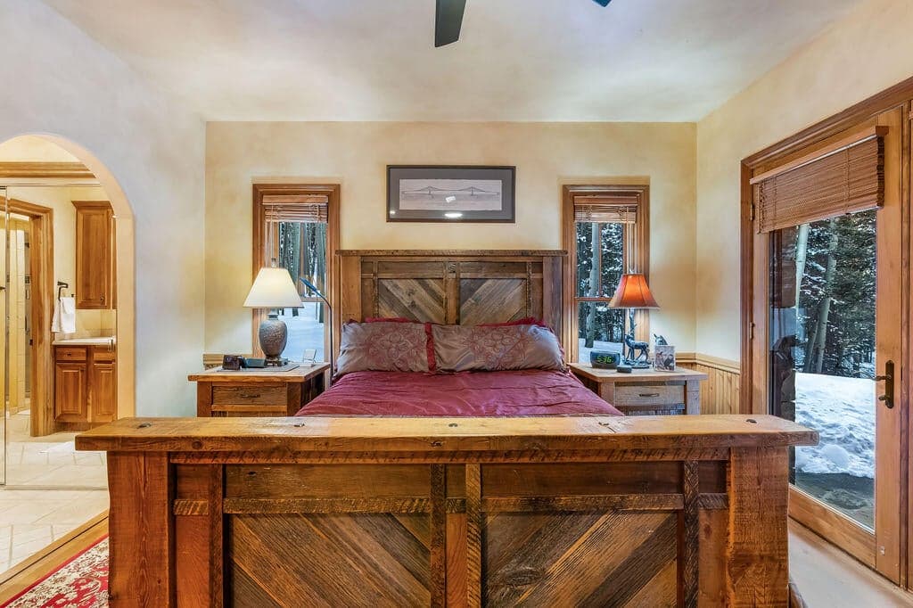 110 Saddle Horn Lane - Thumbnail 15