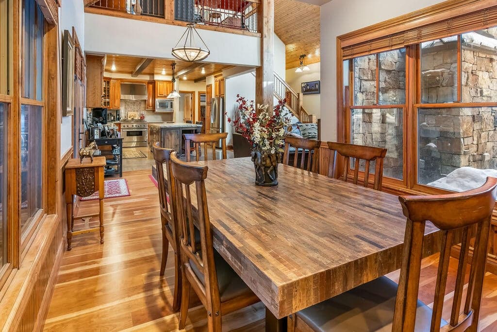 110 Saddle Horn Lane - Thumbnail 12