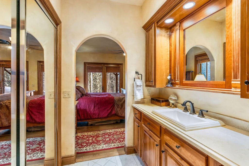 110 Saddle Horn Lane - Thumbnail 18
