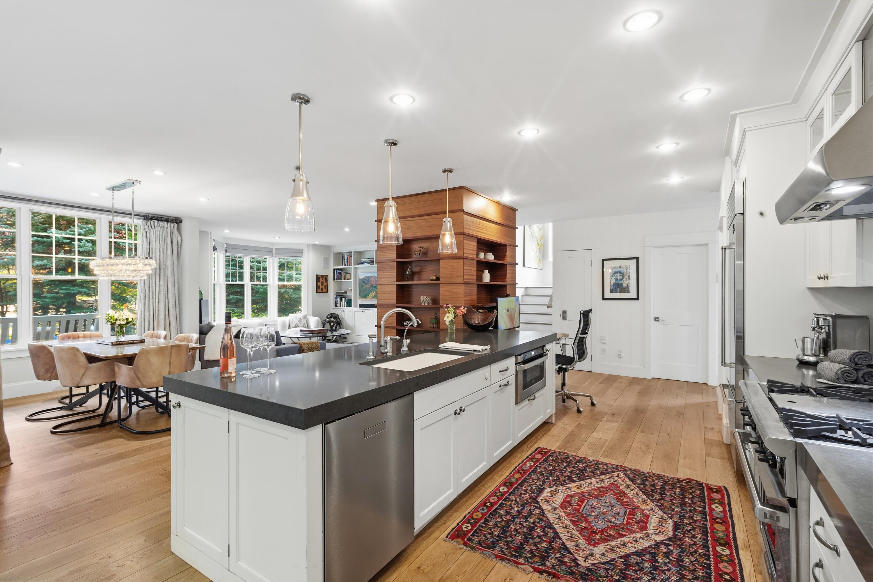 501 E Colorado Avenue - Thumbnail 10