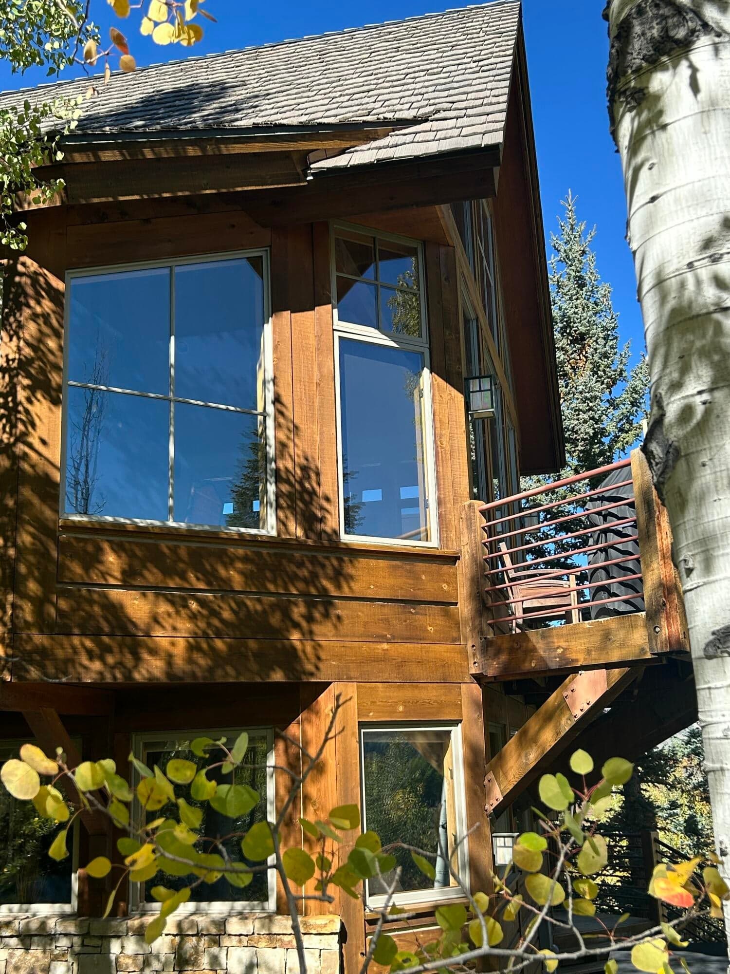 305 Fairway Drive - Thumbnail 7