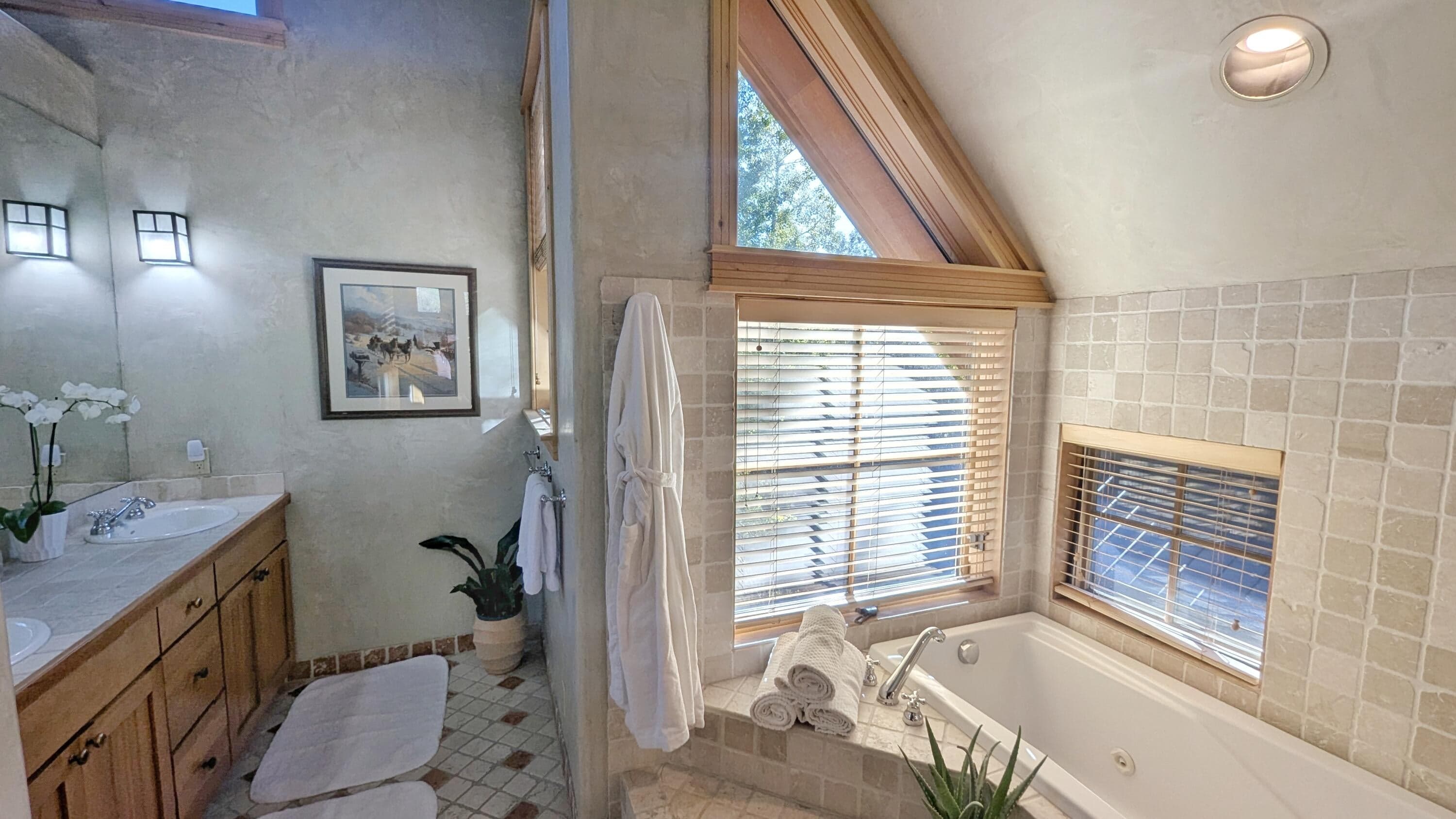305 Fairway Drive - Thumbnail 12