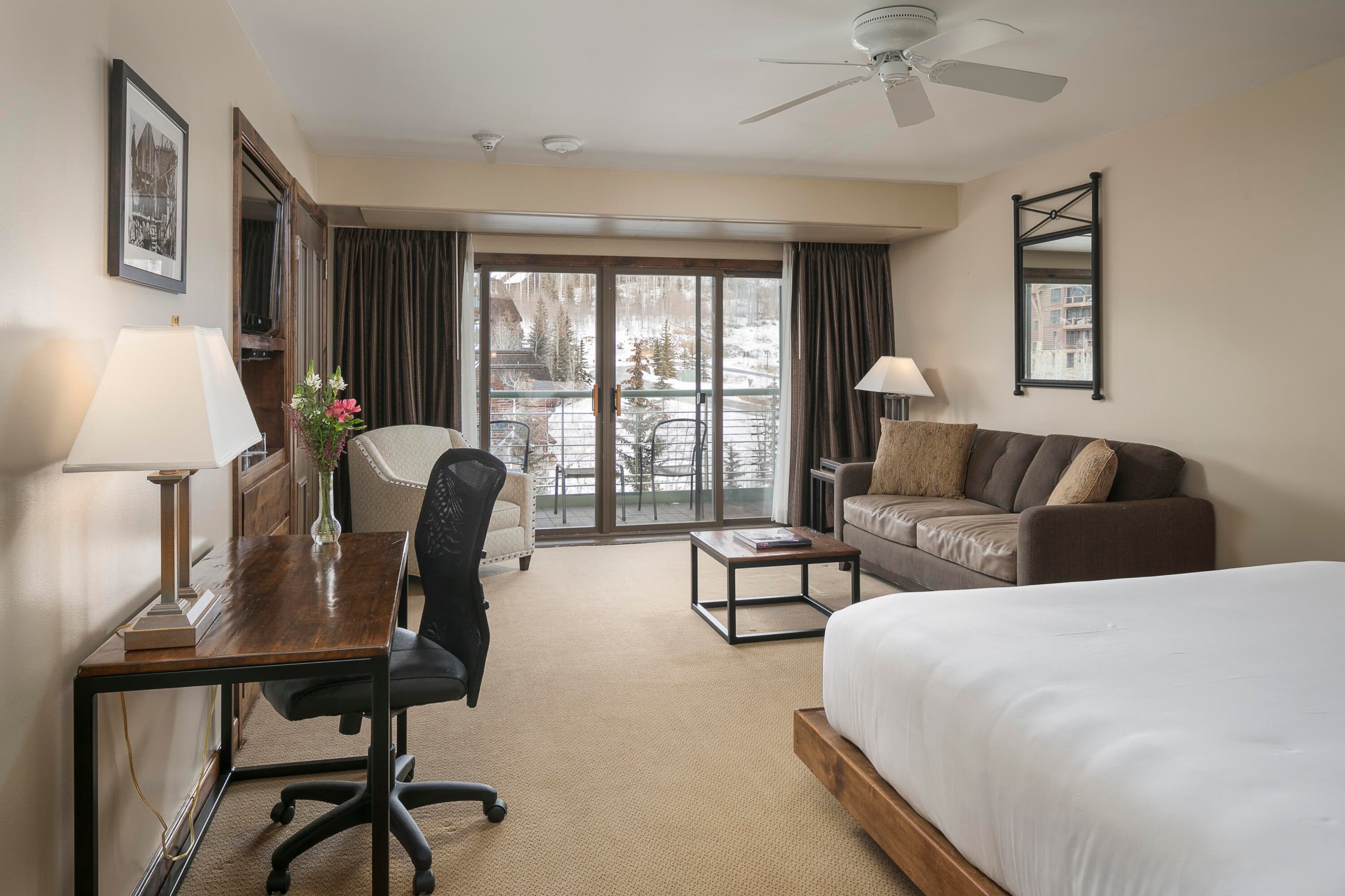 136 Country Club Drive 503 & 505 - Thumbnail 16