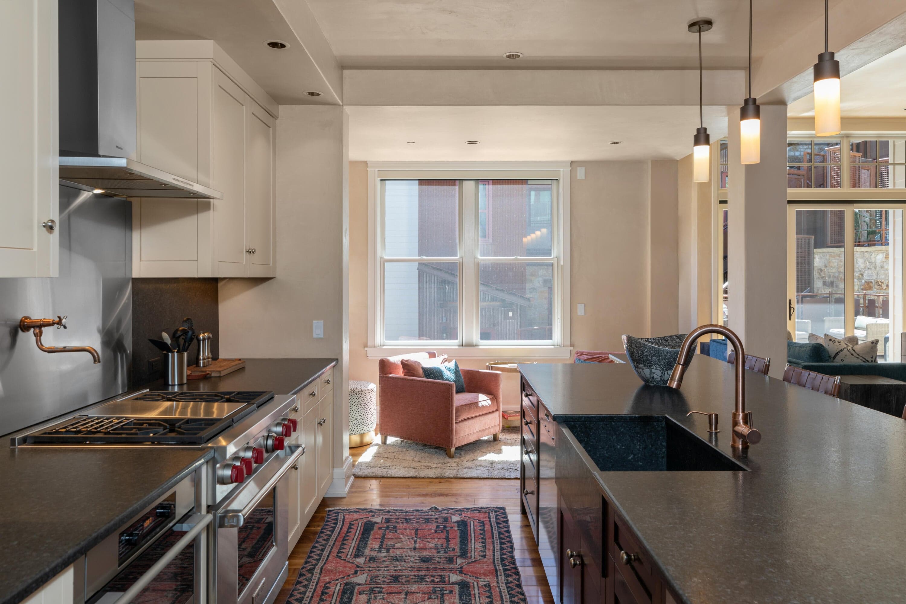 398 S Davis Street C302 - Thumbnail 9