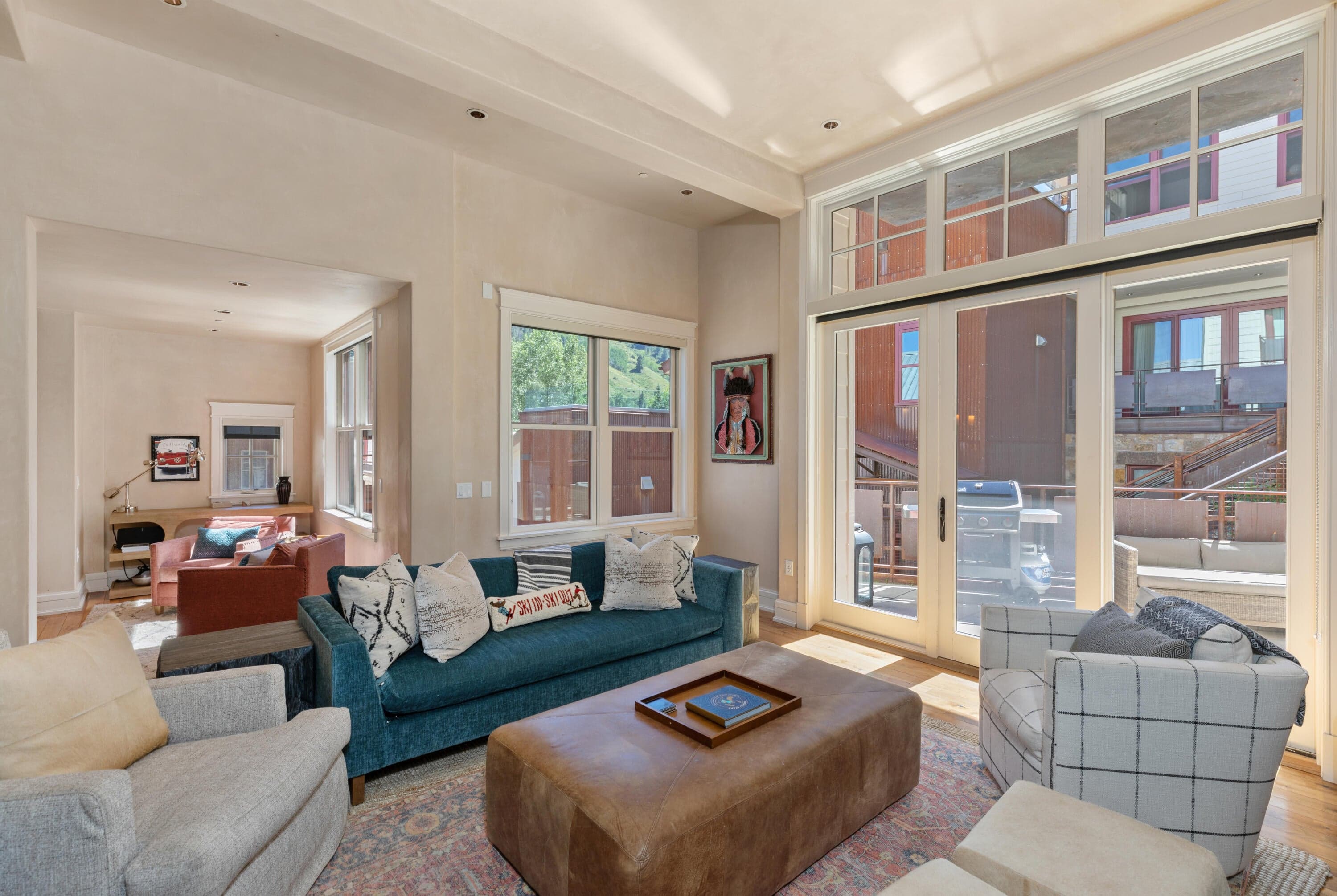 398 S Davis Street C302 - Thumbnail 5