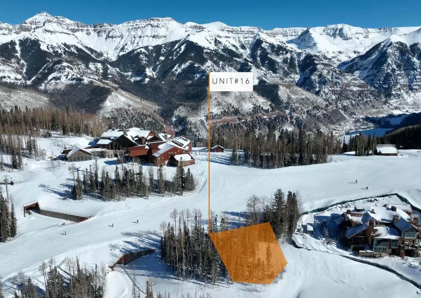 16 La Sal Lane