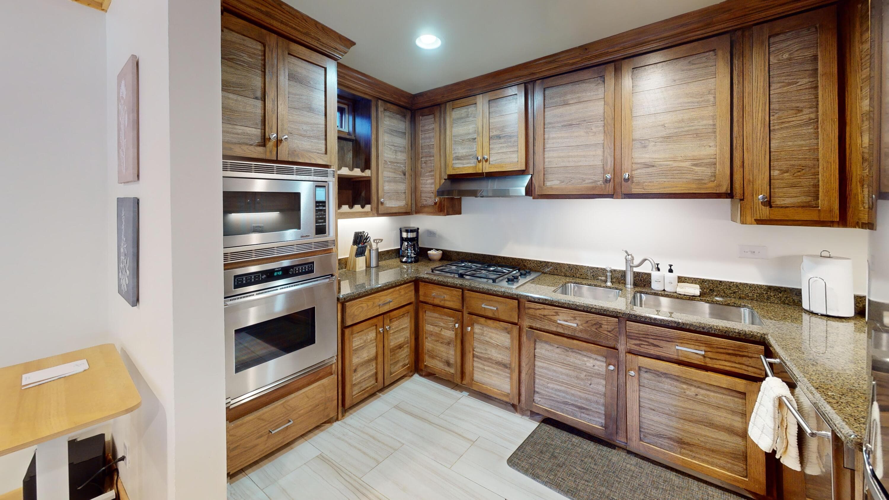 747 W Pacific Avenue 324 - Thumbnail 4