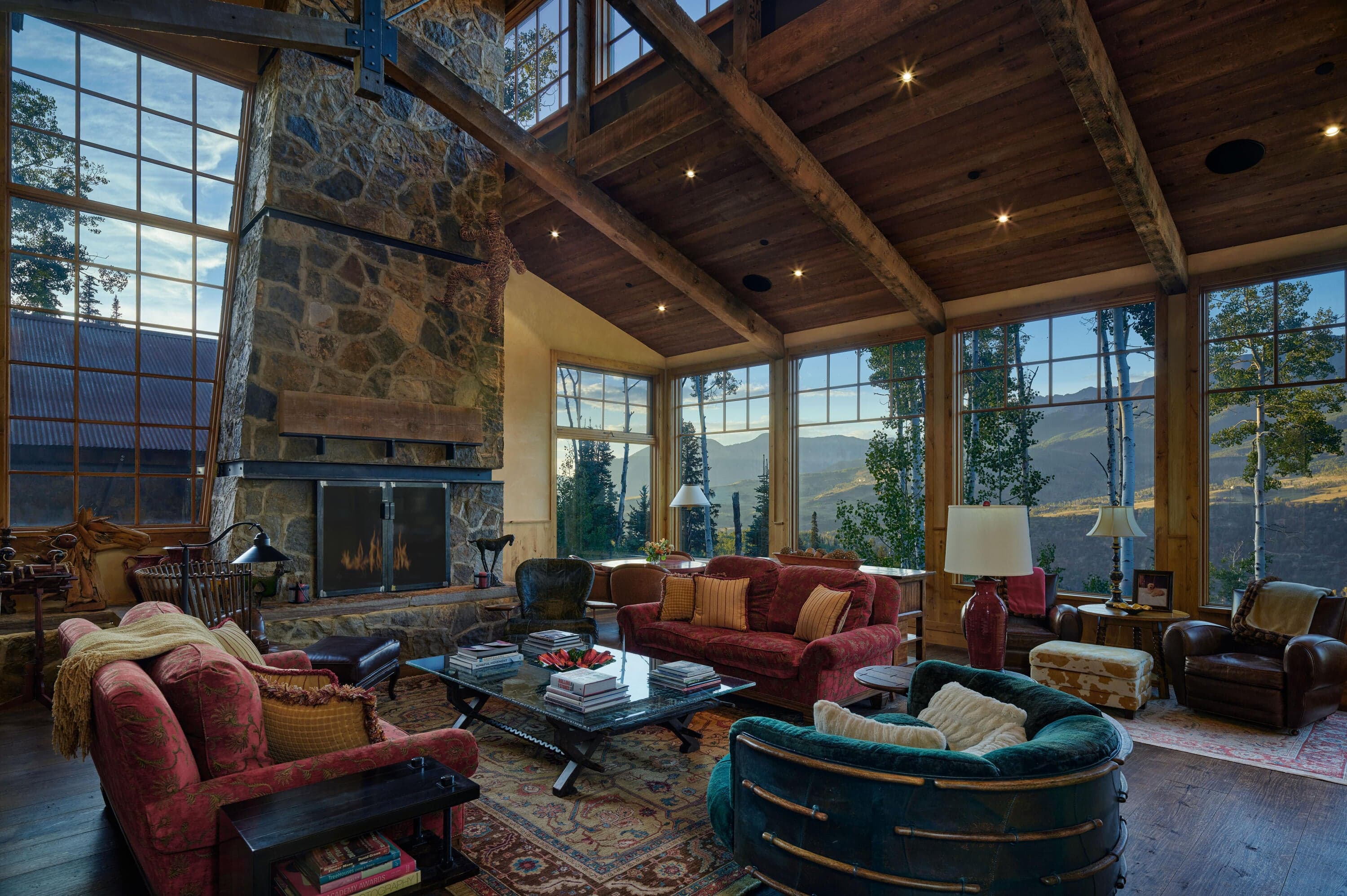 401 Larkspur Lane