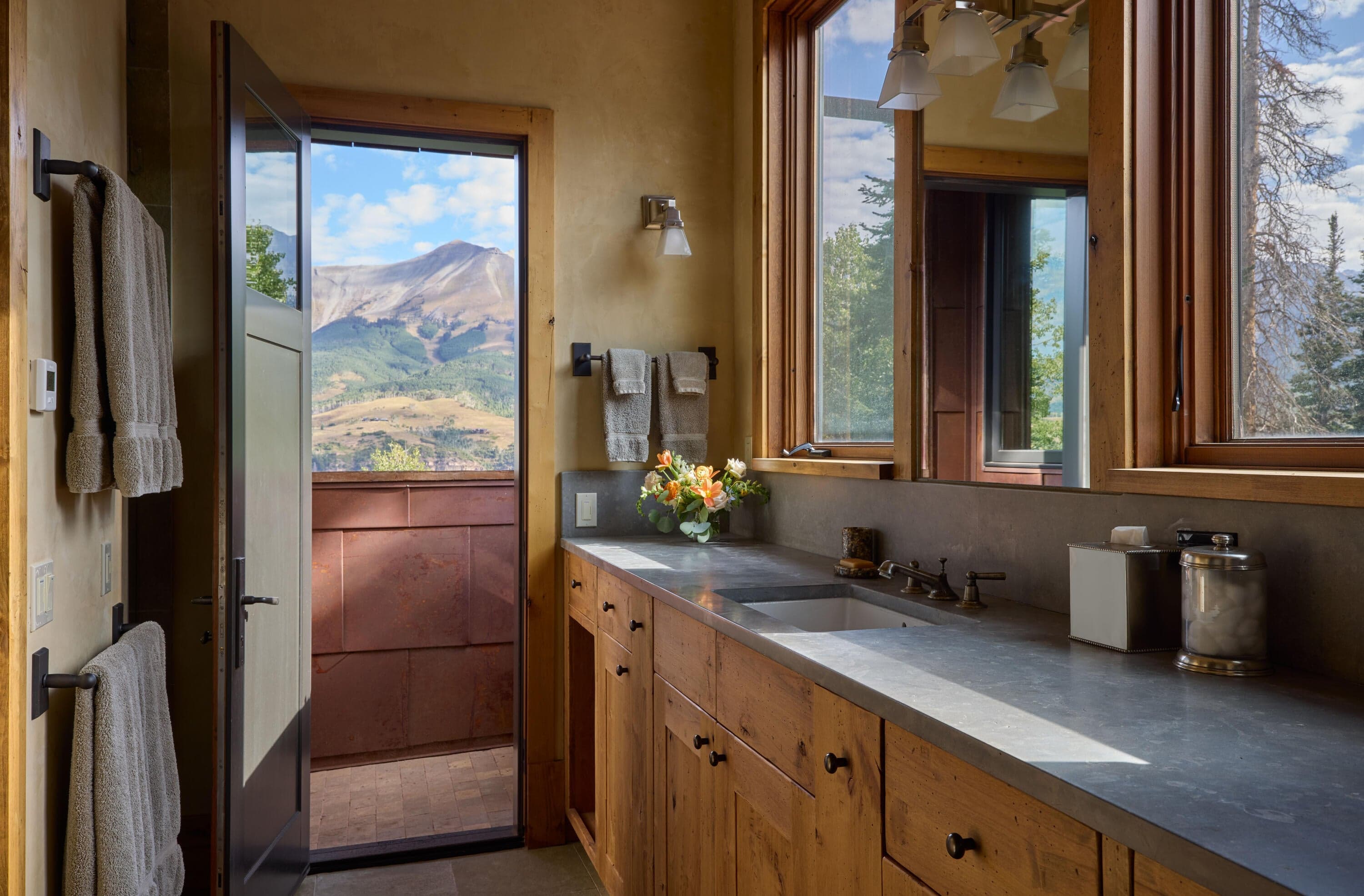 401 Larkspur Lane - Thumbnail 18
