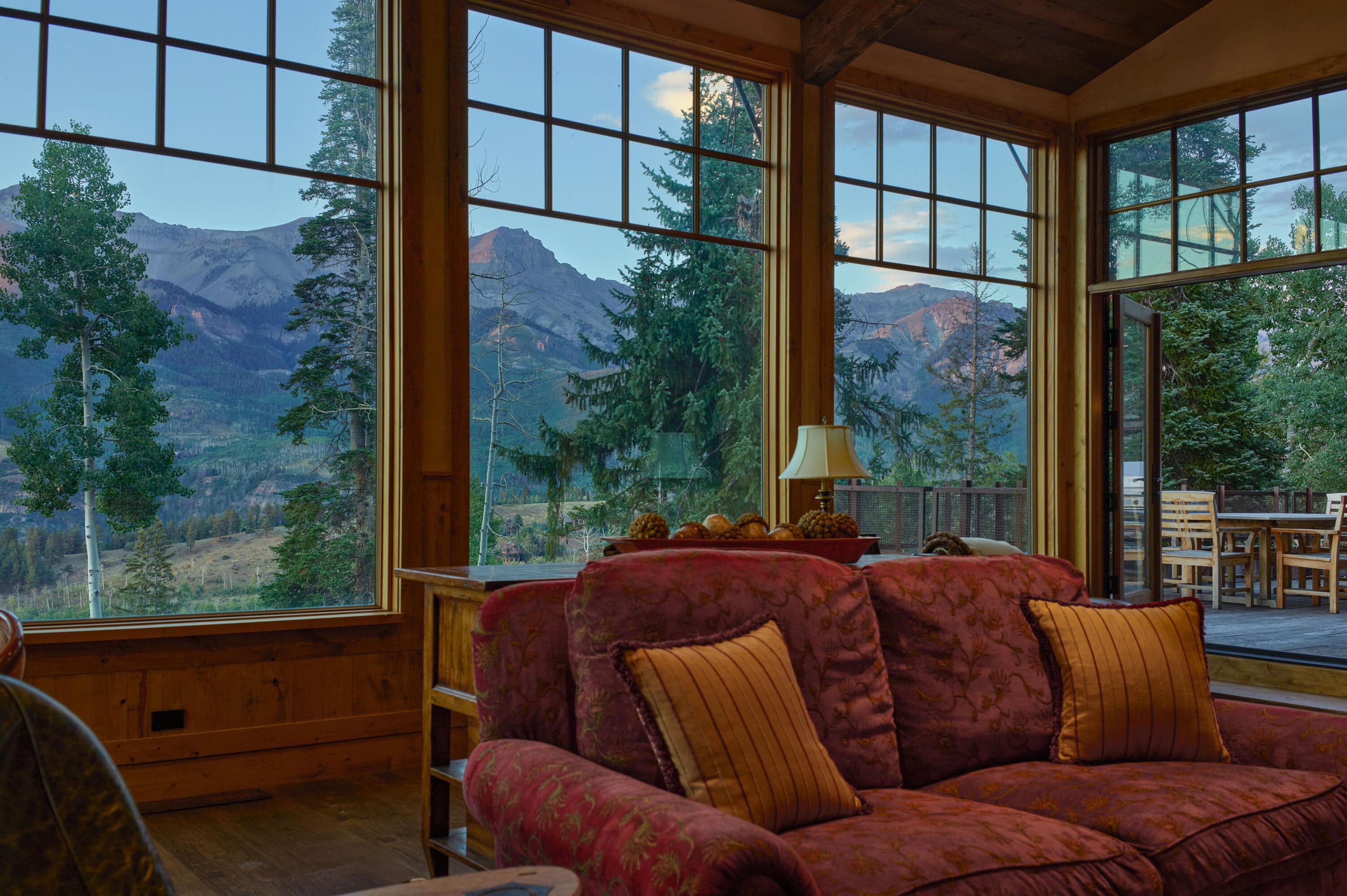 401 Larkspur Lane - Thumbnail 9