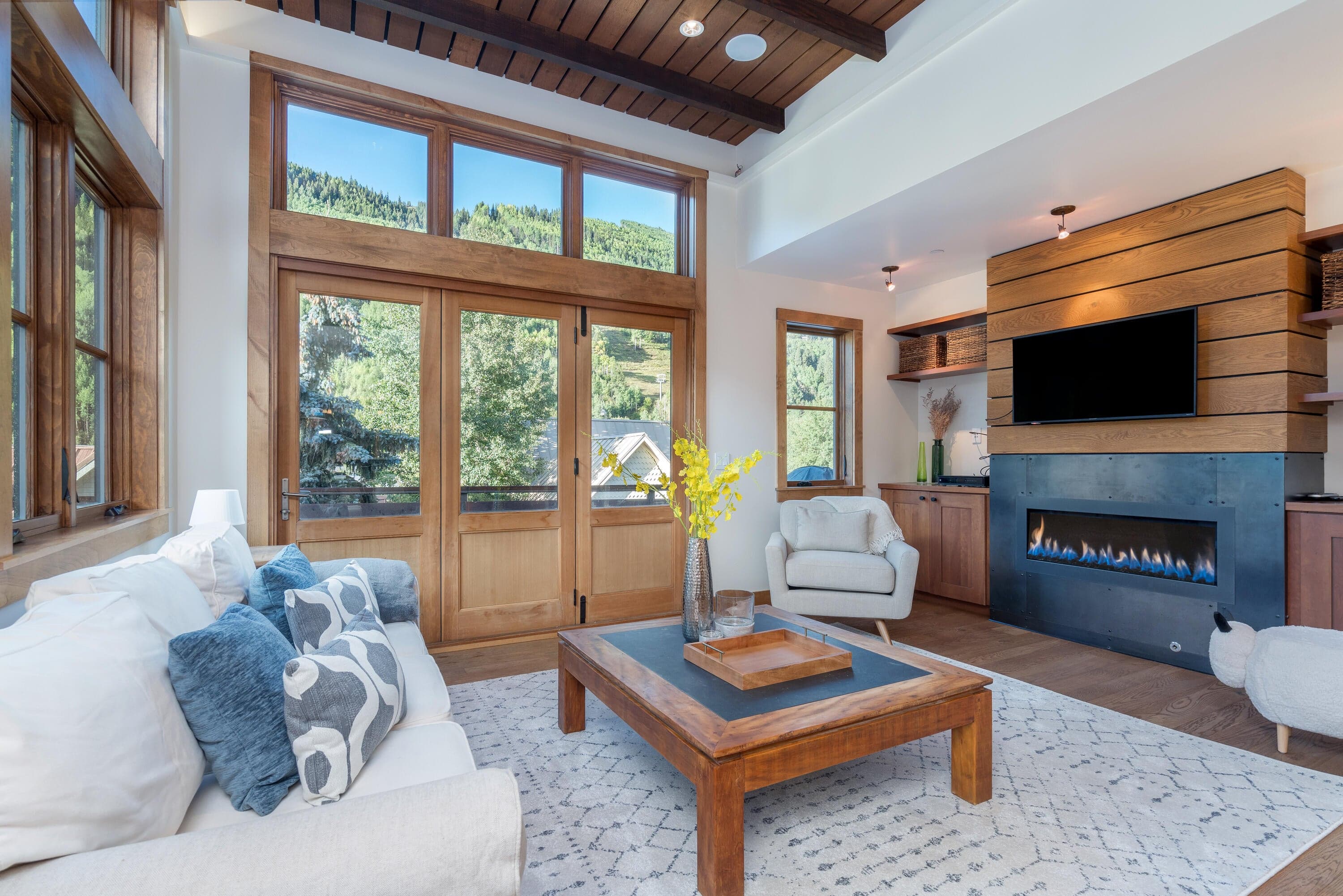 394 W Colorado Avenue D - Thumbnail 2