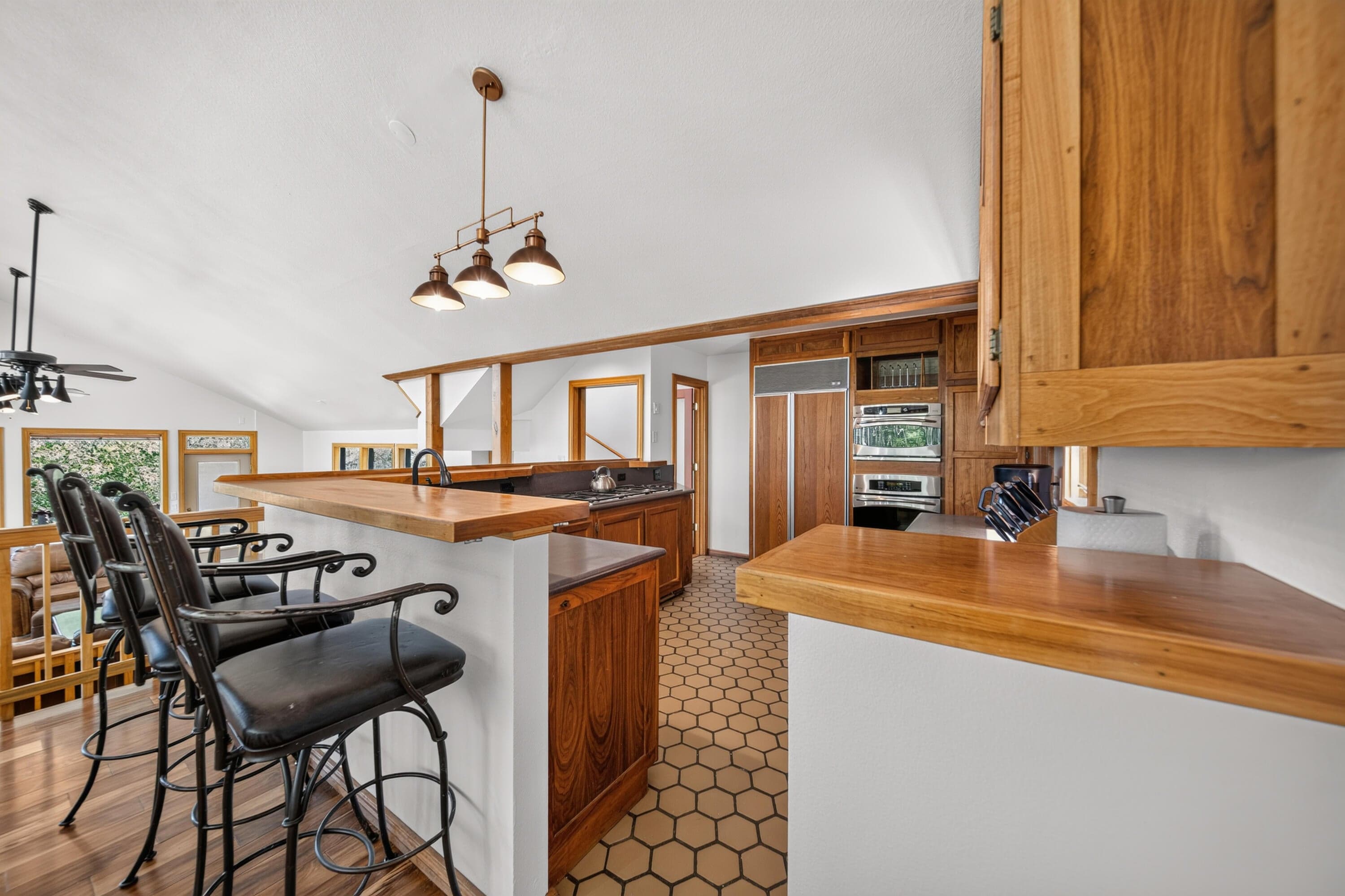373 Quakey Lane - Thumbnail 12