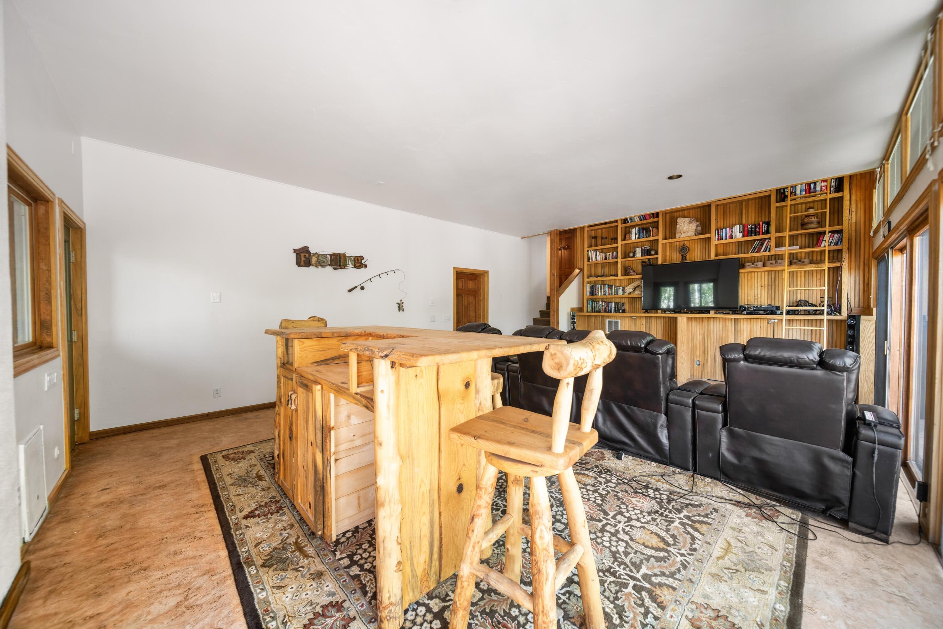373 Quakey Lane - Thumbnail 16