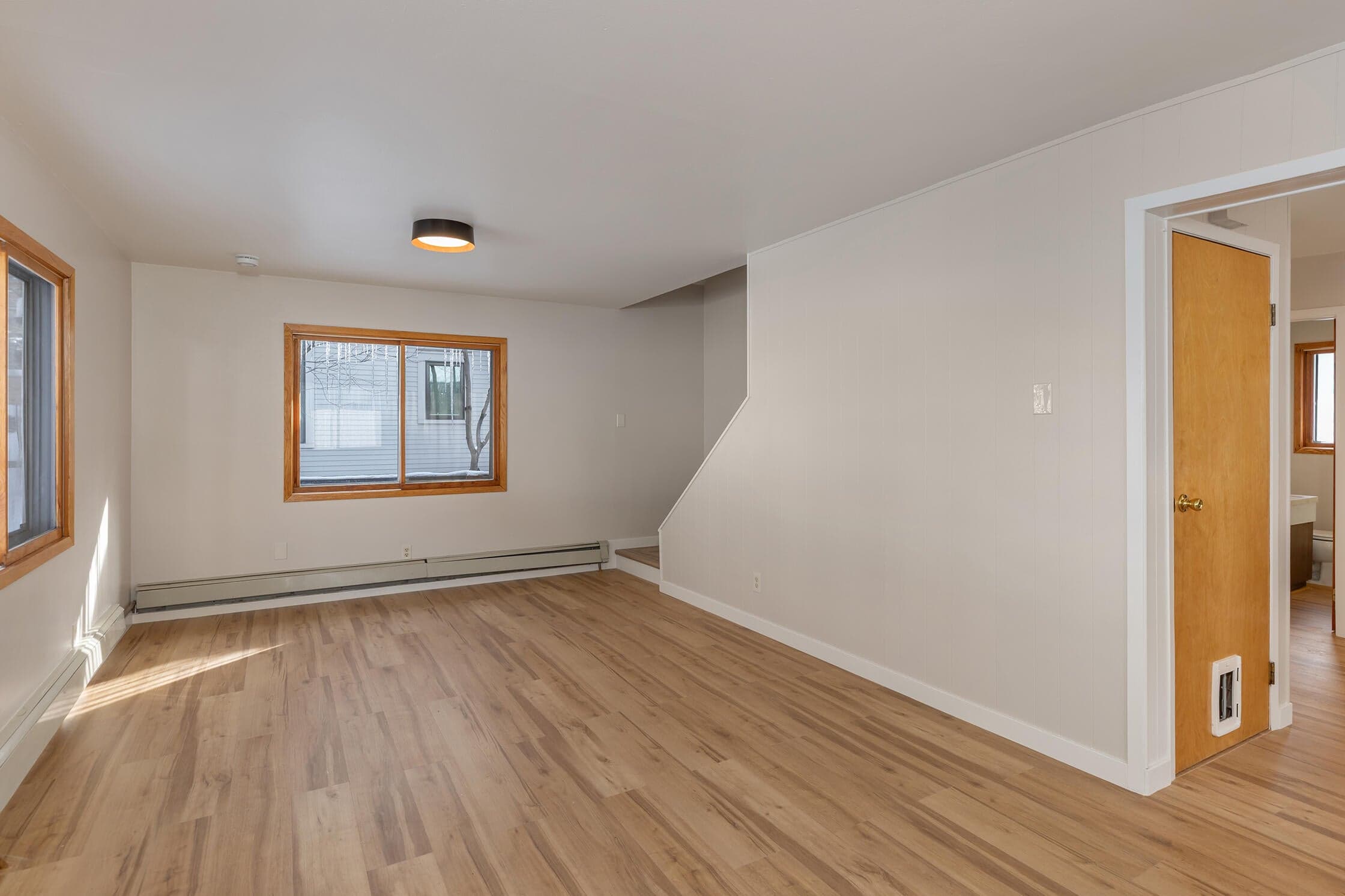 850 E Columbia Avenue - Thumbnail 7