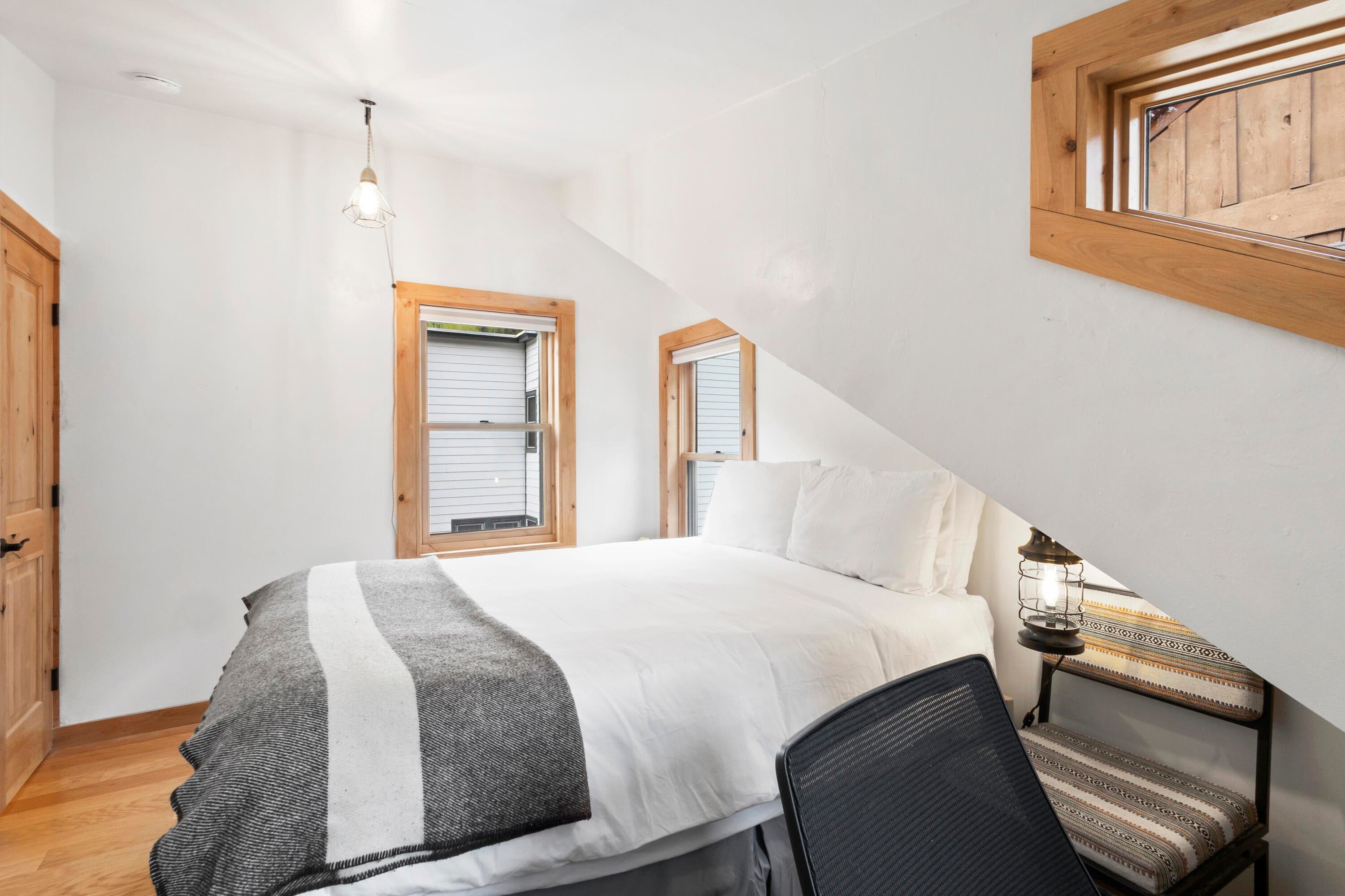 215 S Spruce Street B - Thumbnail 15