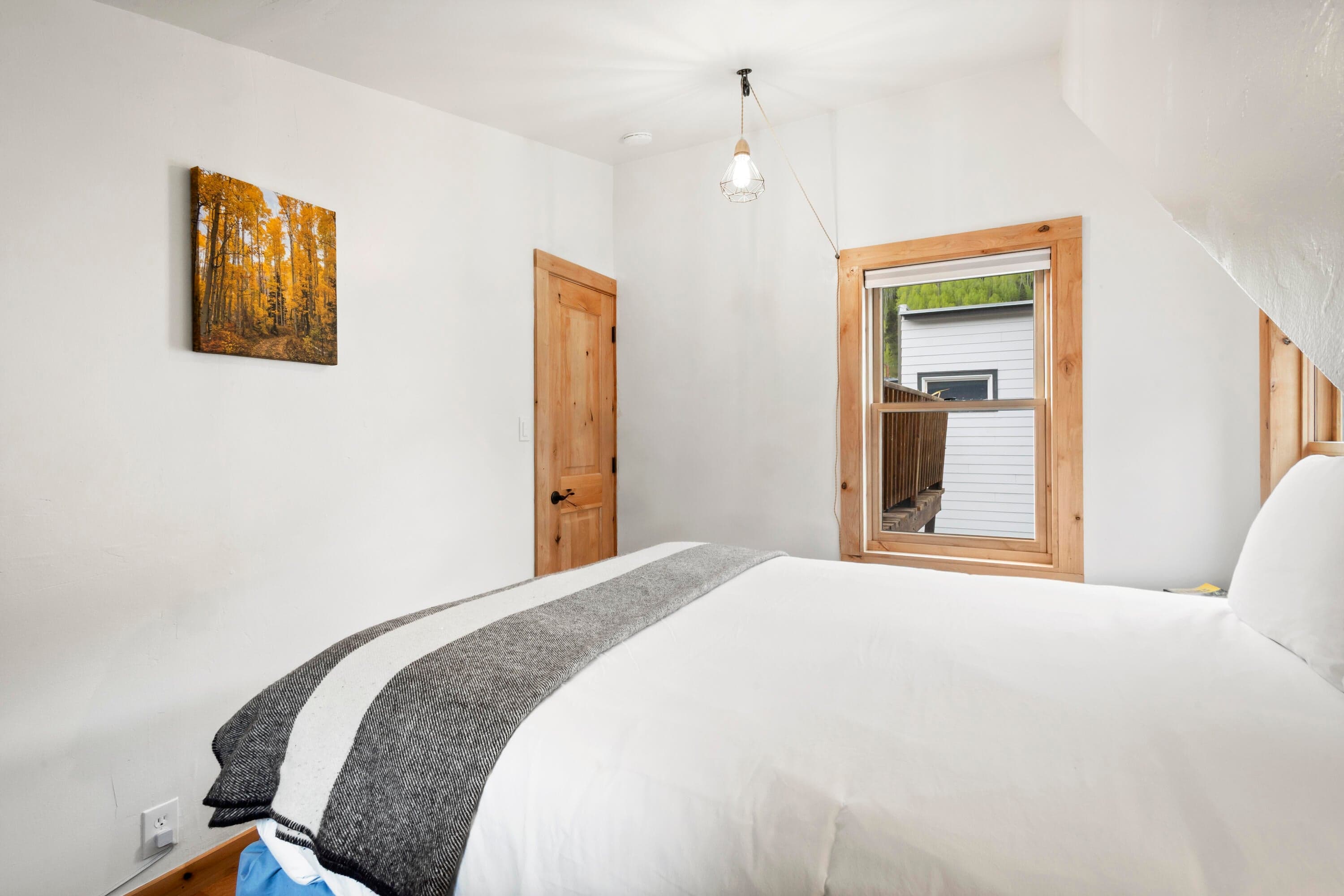 215 S Spruce Street B - Thumbnail 16