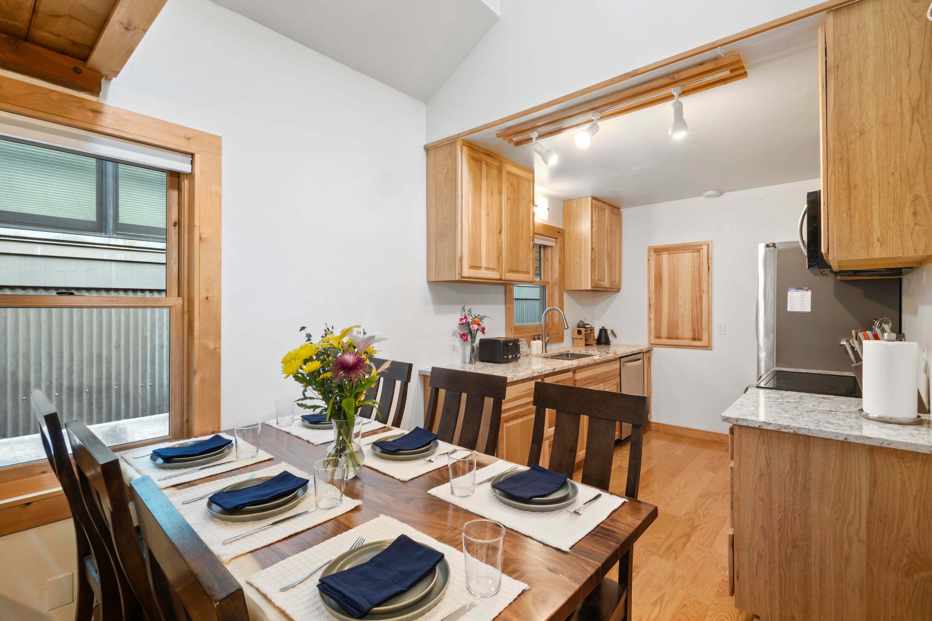 215 S Spruce Street B - Thumbnail 7