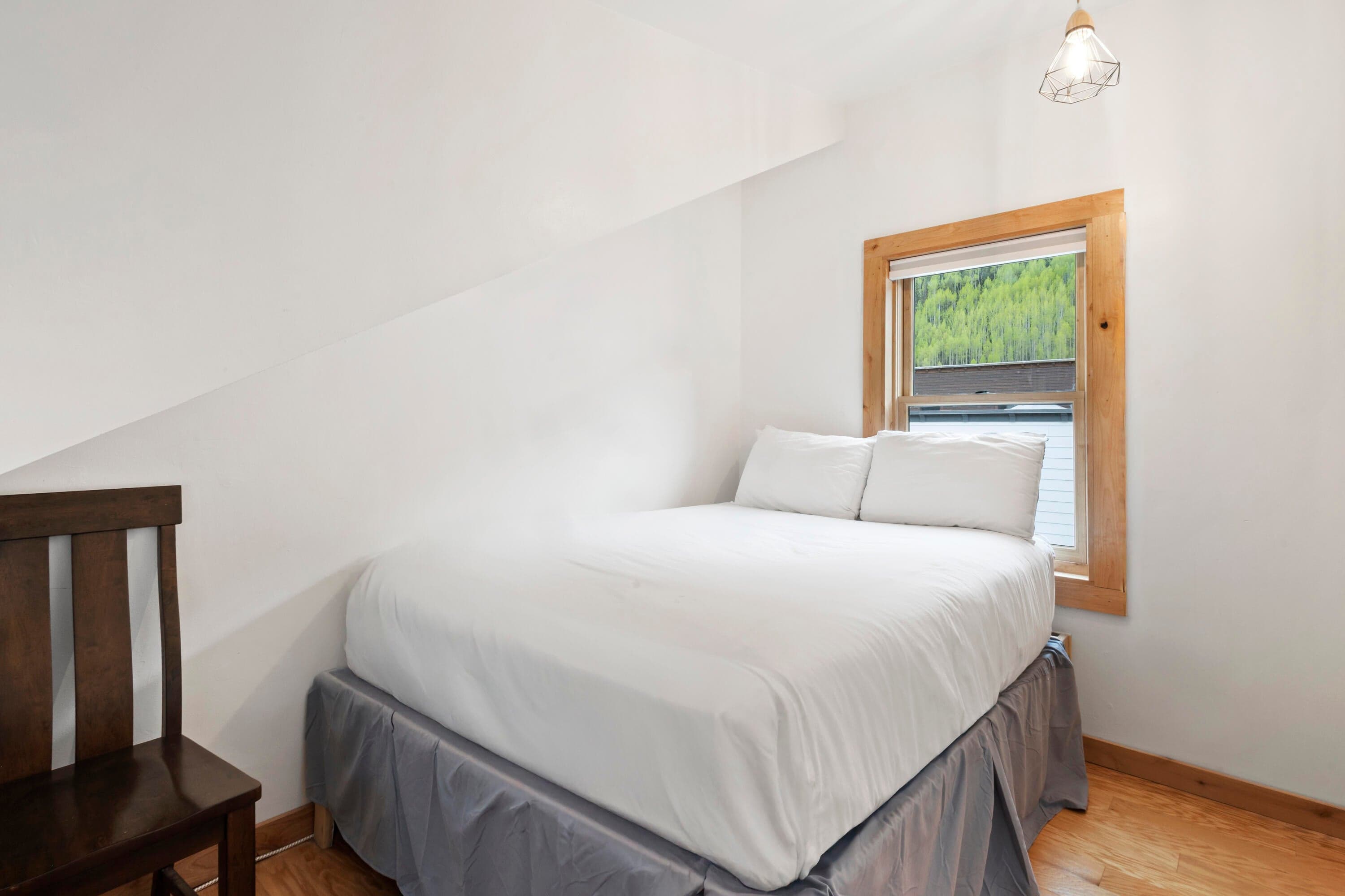 215 S Spruce Street B - Thumbnail 18