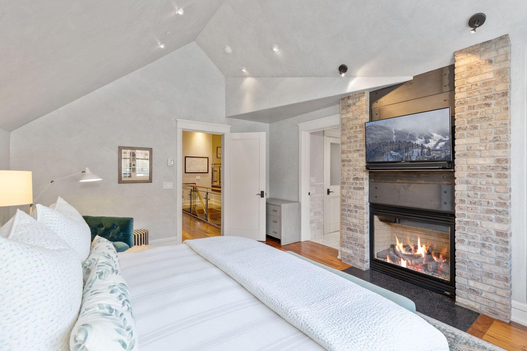 398 S Davis Street SW402 - Thumbnail 16