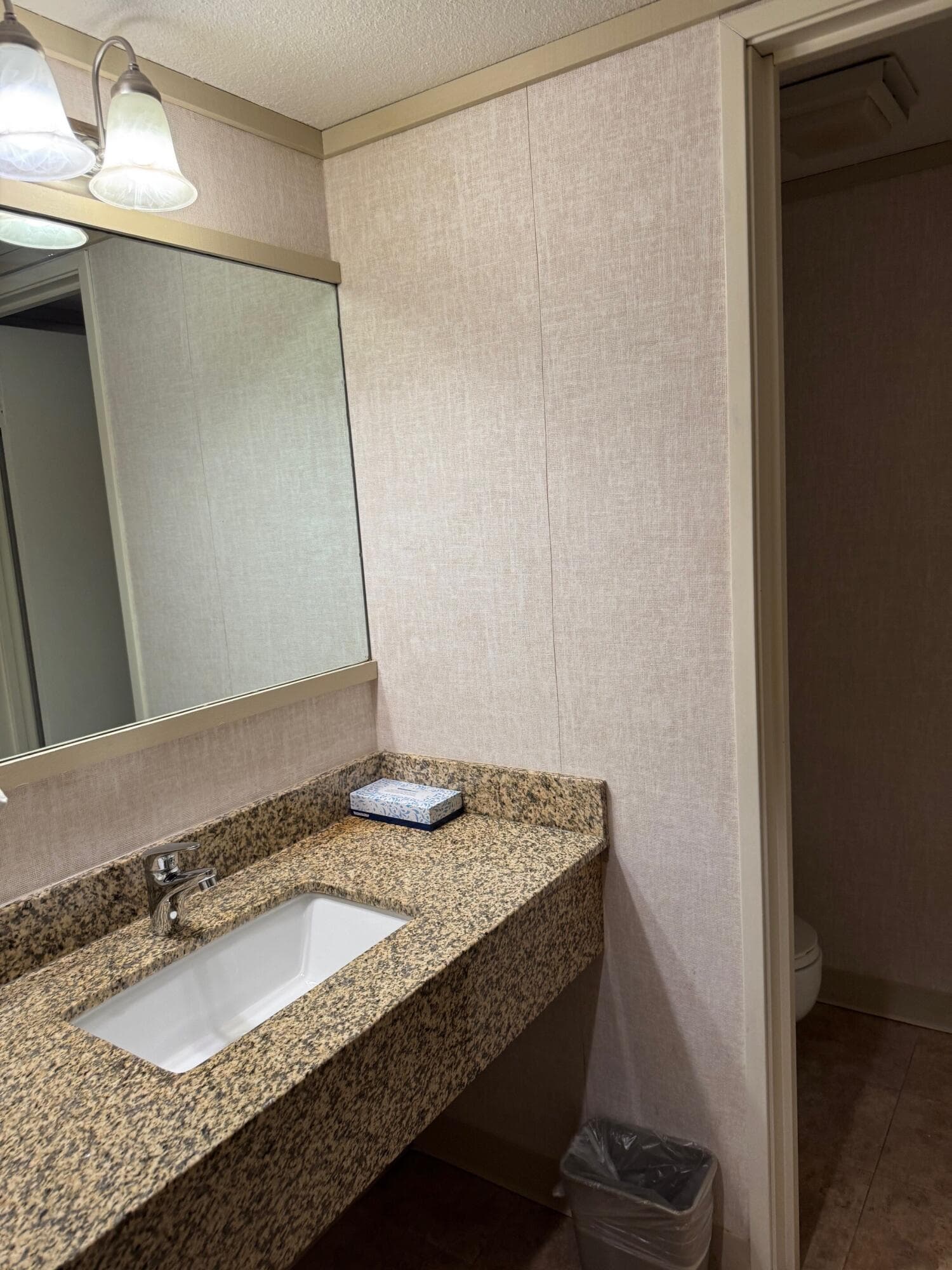 333 S Davis Street 315 & 317 - Thumbnail 12