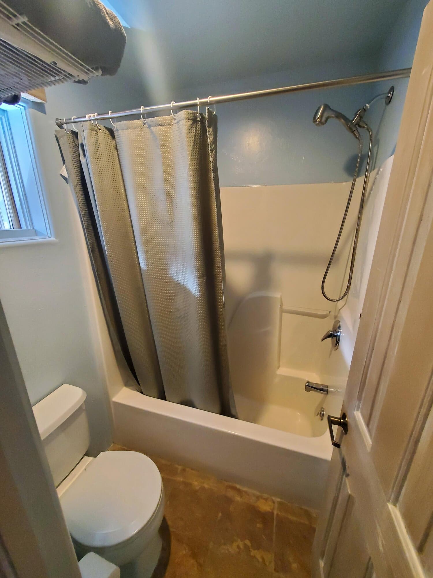 350 Mahoney Drive 7 - Thumbnail 14