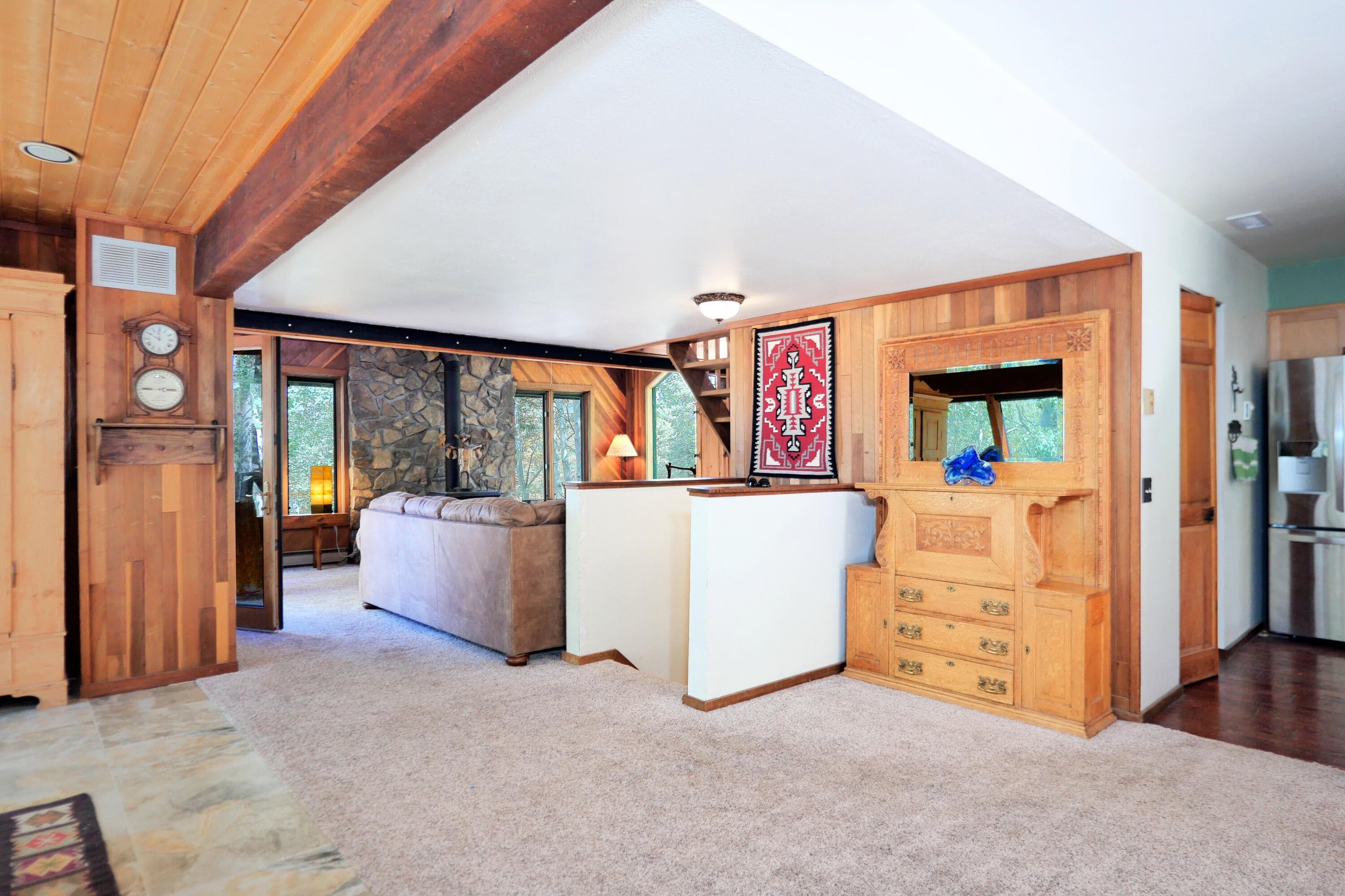 819 Saddle Horn Lane - Thumbnail 13