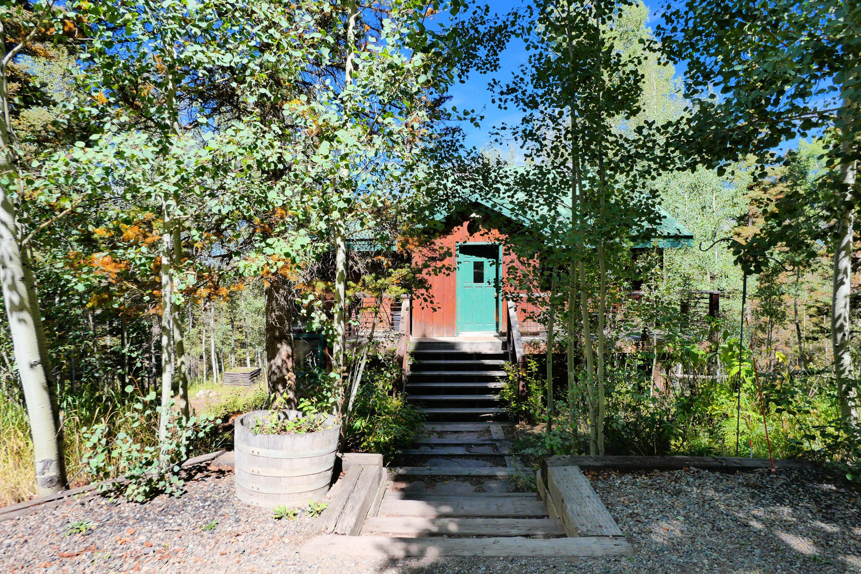 819 Saddle Horn Lane - Thumbnail 2