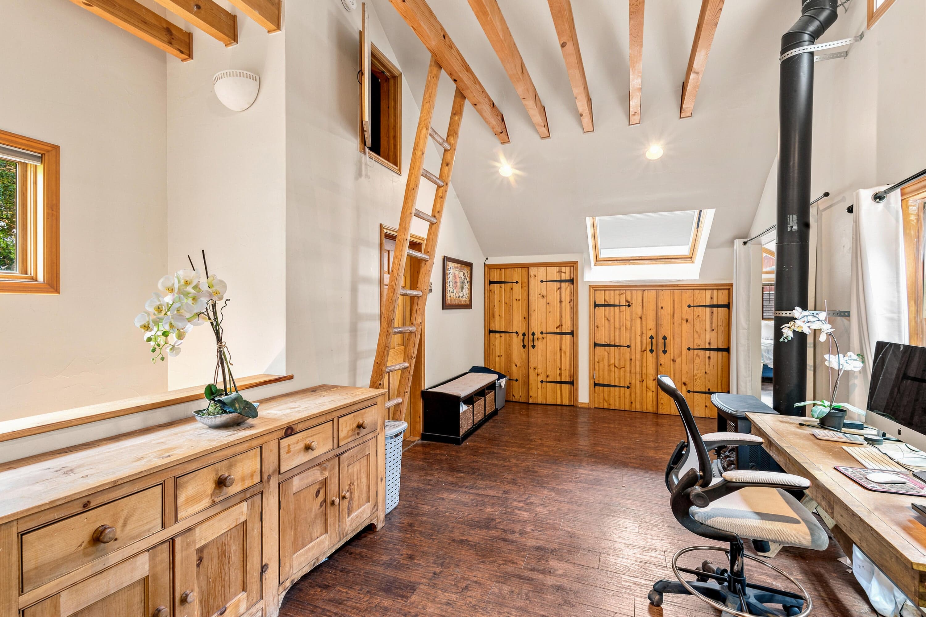 210 E Columbia Avenue - Thumbnail 19