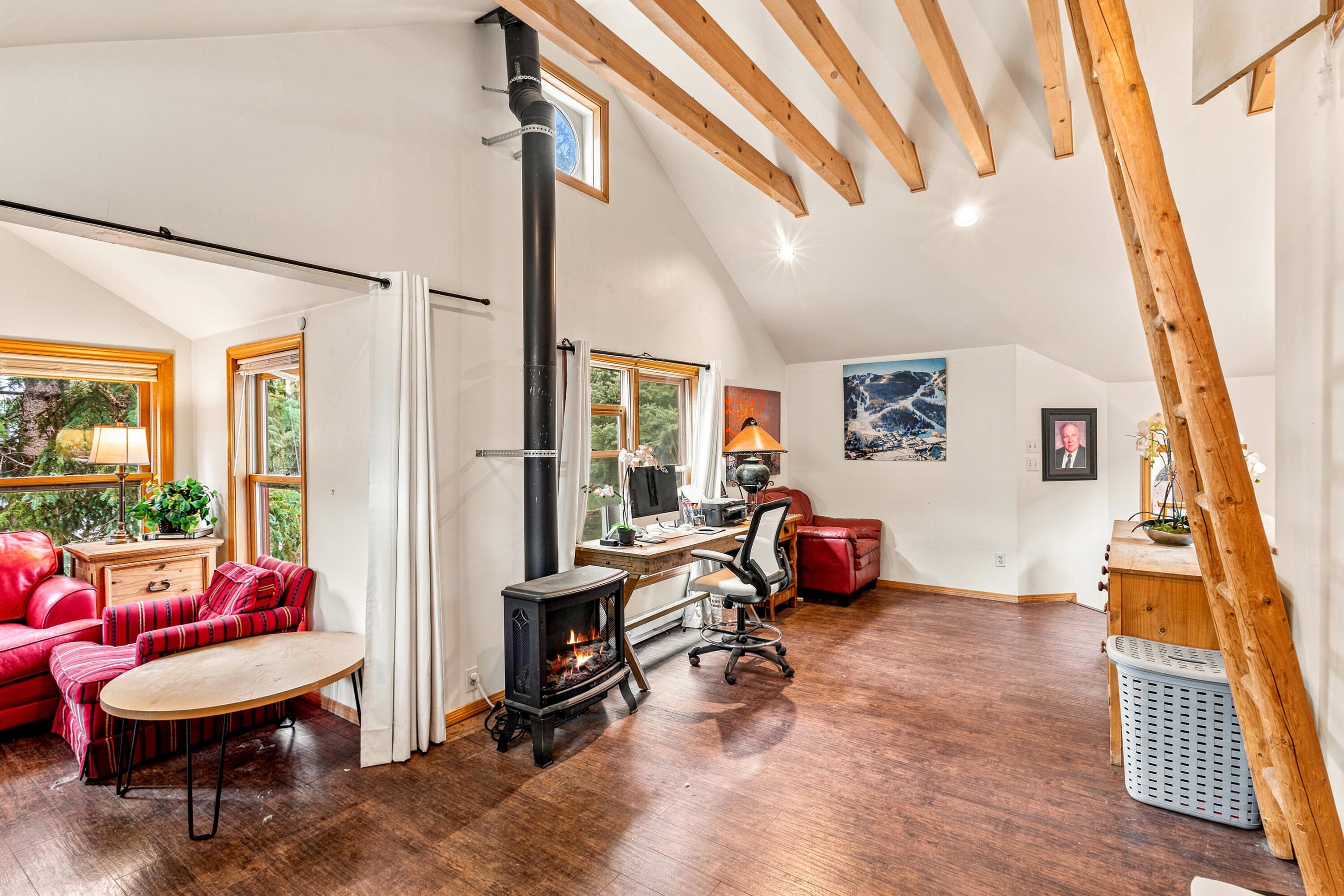 210 E Columbia Avenue - Thumbnail 17