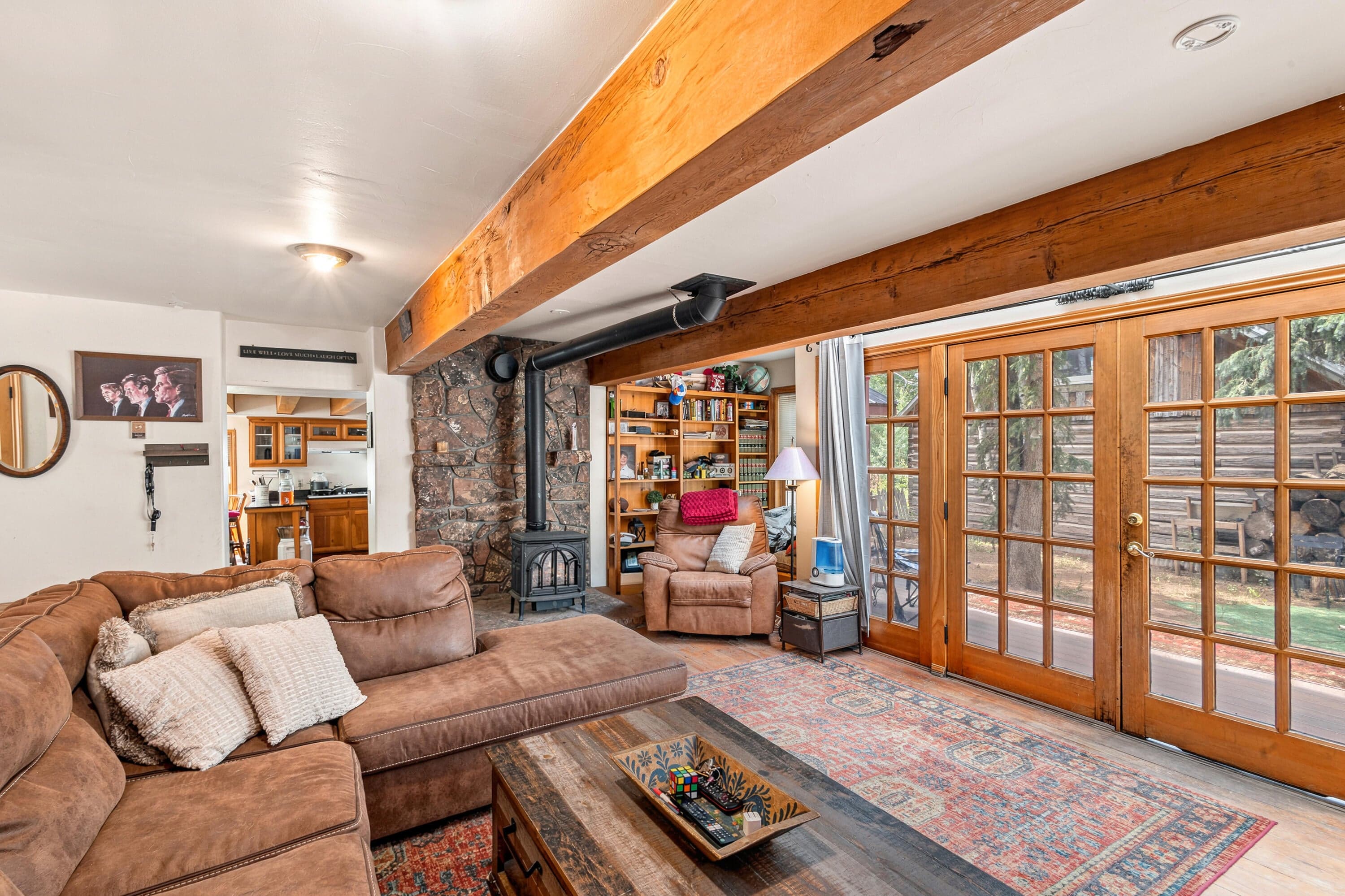 210 E Columbia Avenue - Thumbnail 6