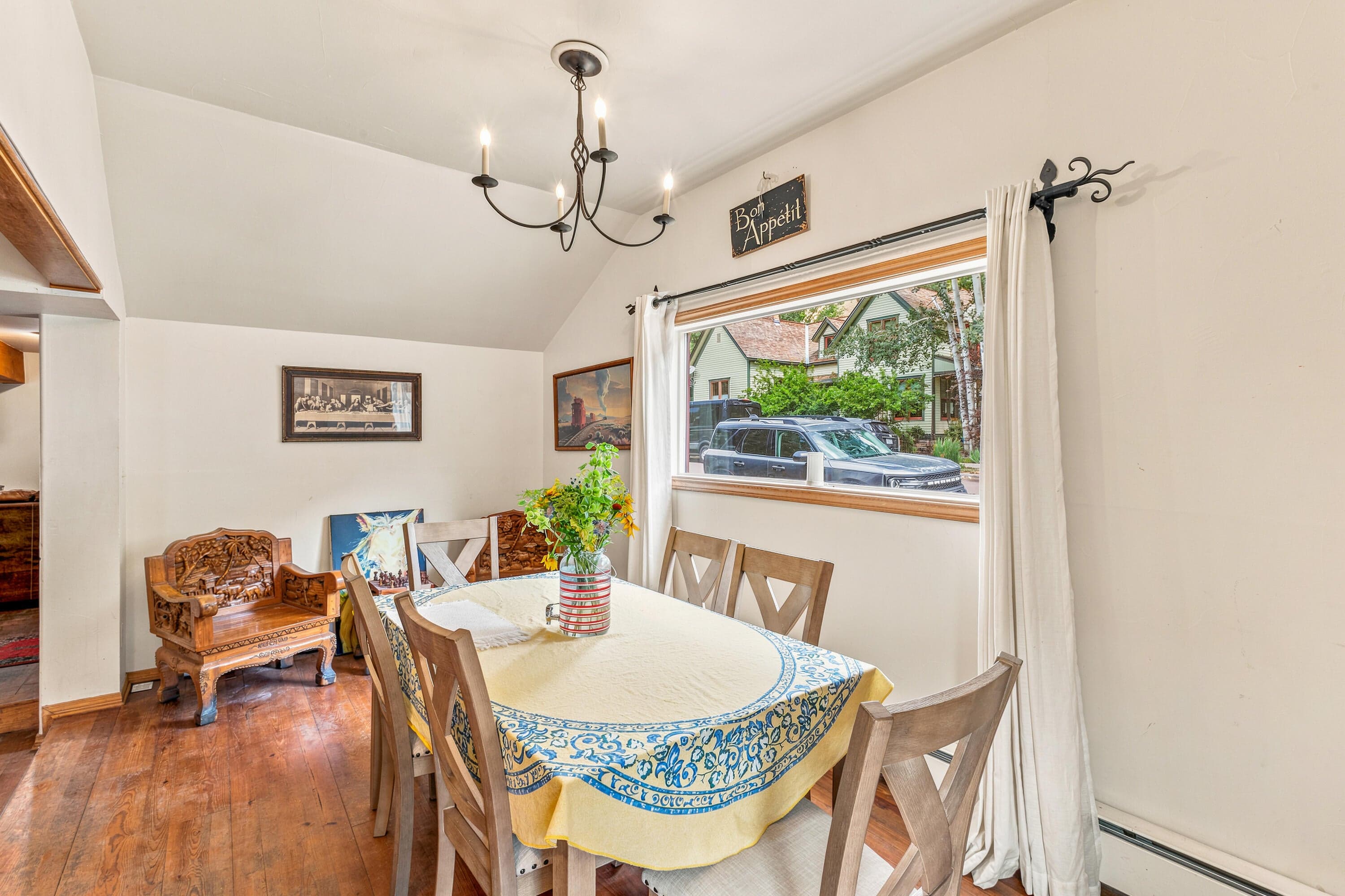210 E Columbia Avenue - Thumbnail 15