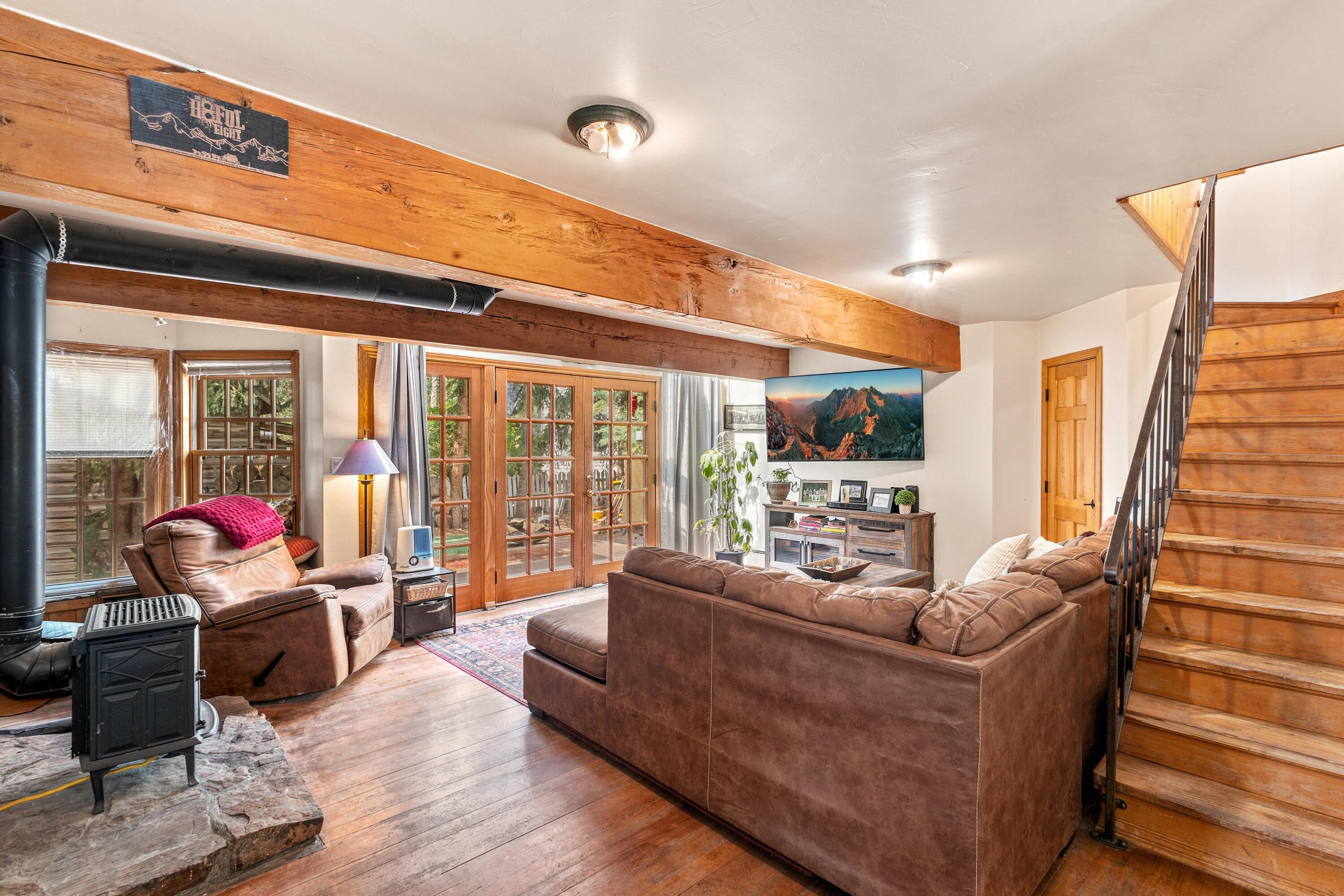 210 E Columbia Avenue - Thumbnail 8