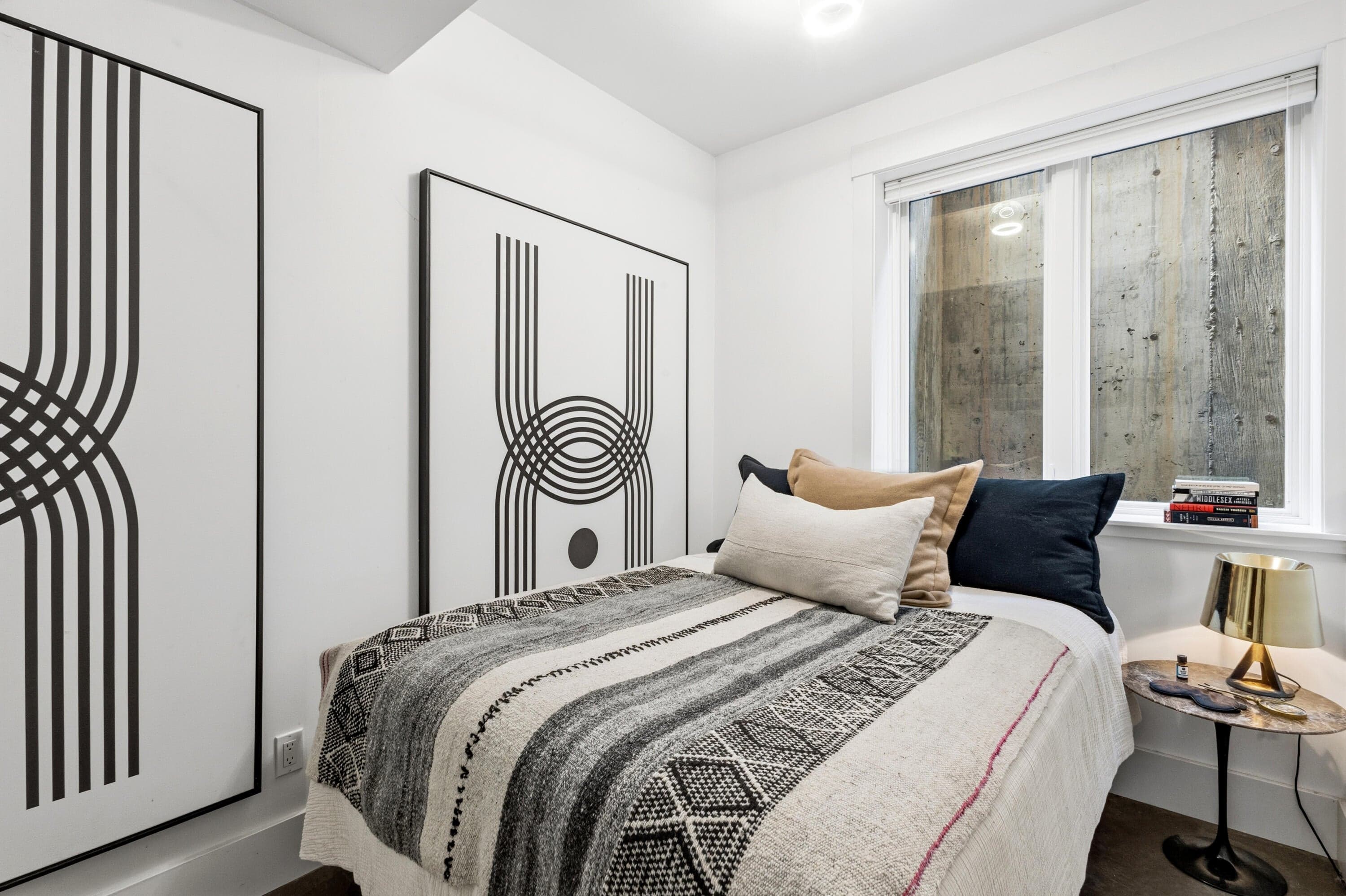123 E Columbia Avenue - Thumbnail 17