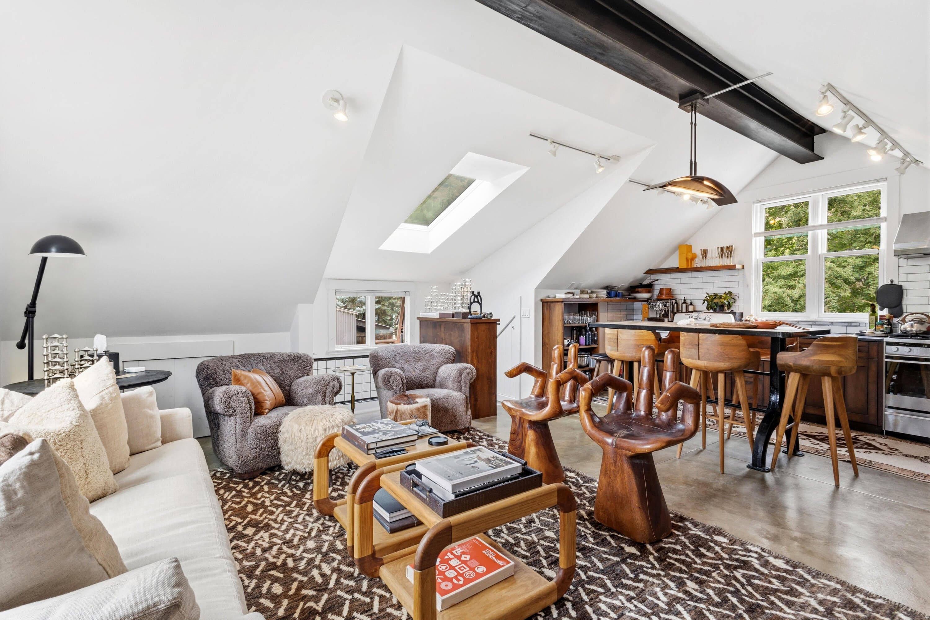 123 E Columbia Avenue - Thumbnail 15