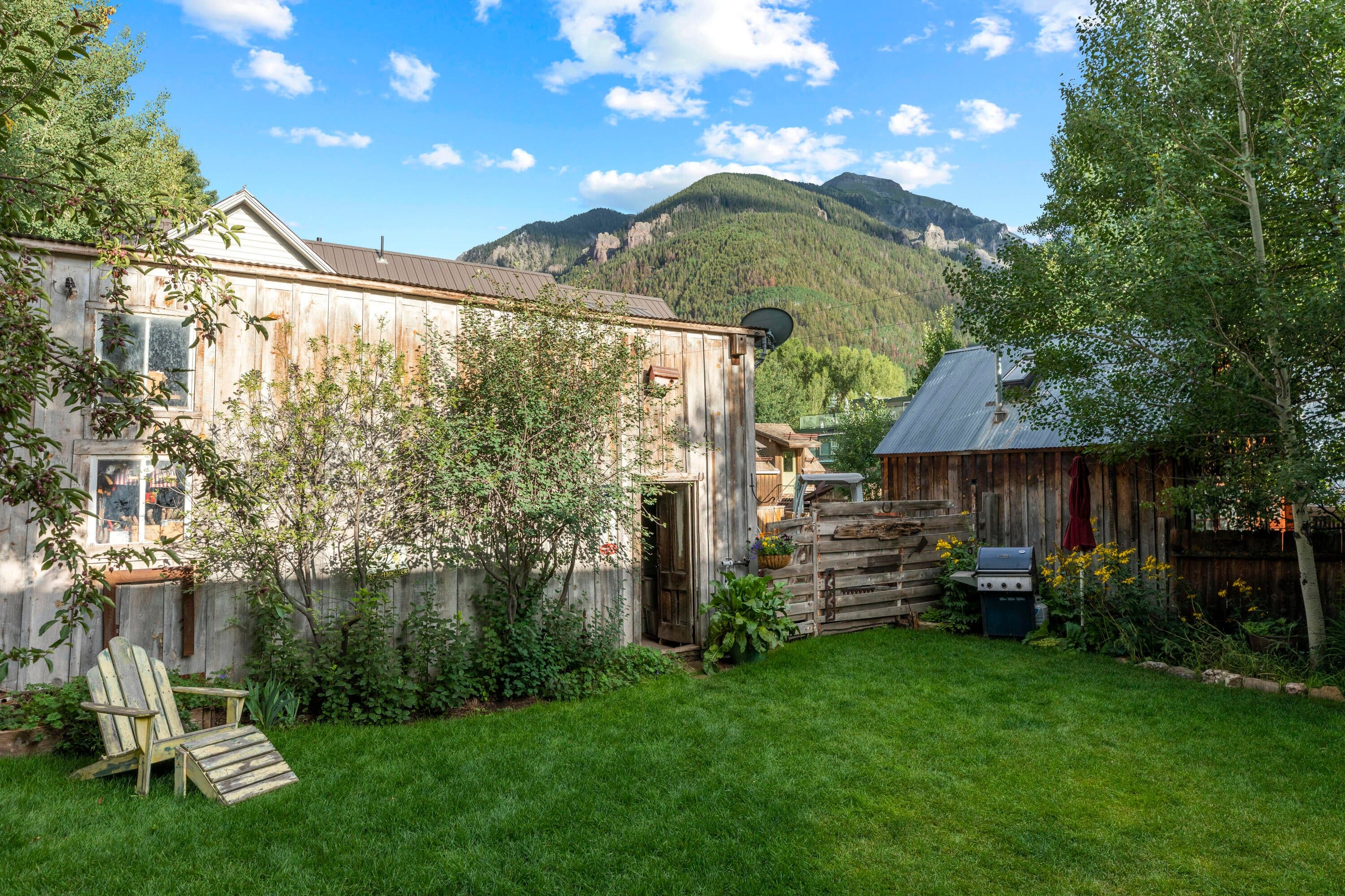 132 N Willow Street - Thumbnail 11