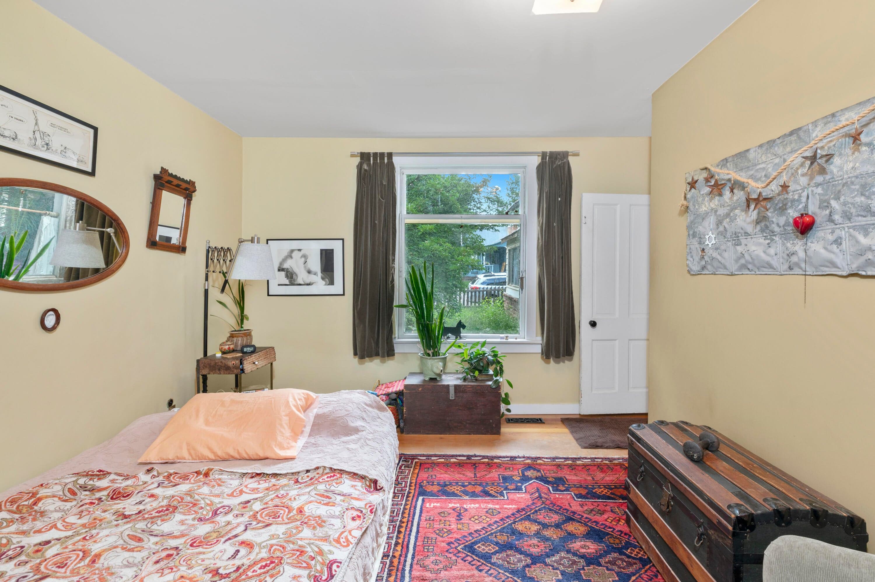 132 N Willow Street - Thumbnail 9