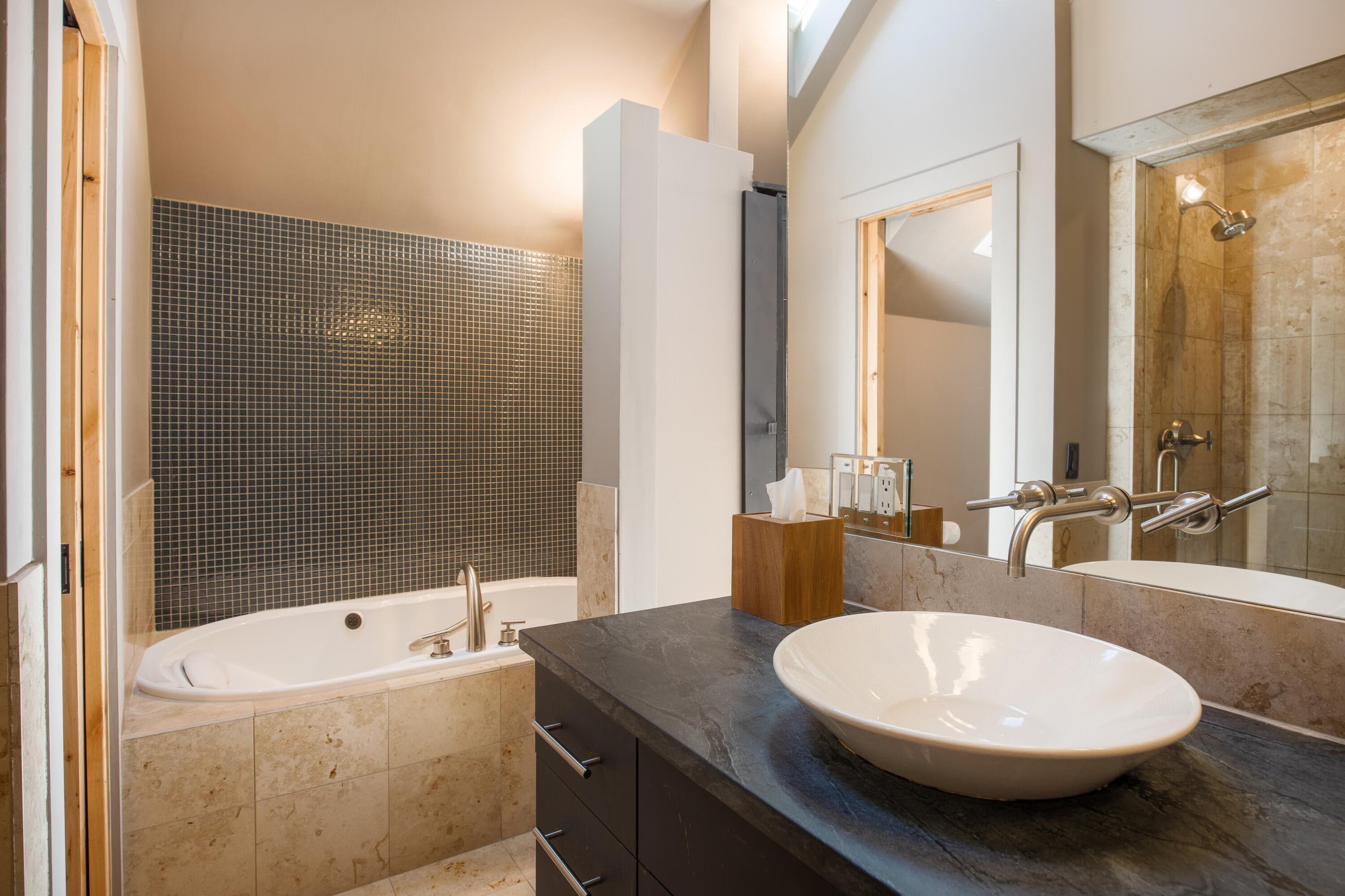 412 W Pacific Avenue B - Thumbnail 16