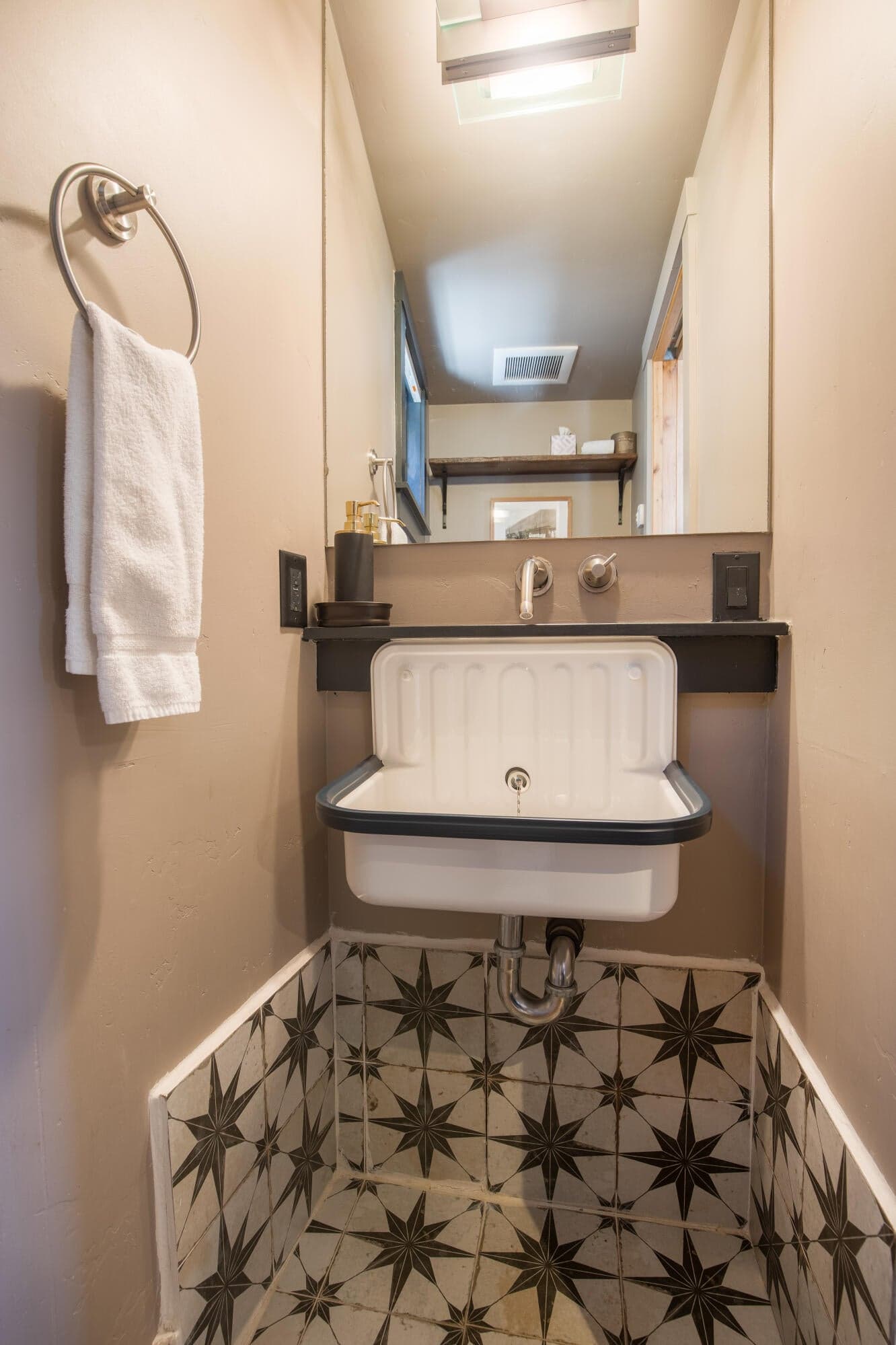 412 W Pacific Avenue B - Thumbnail 11