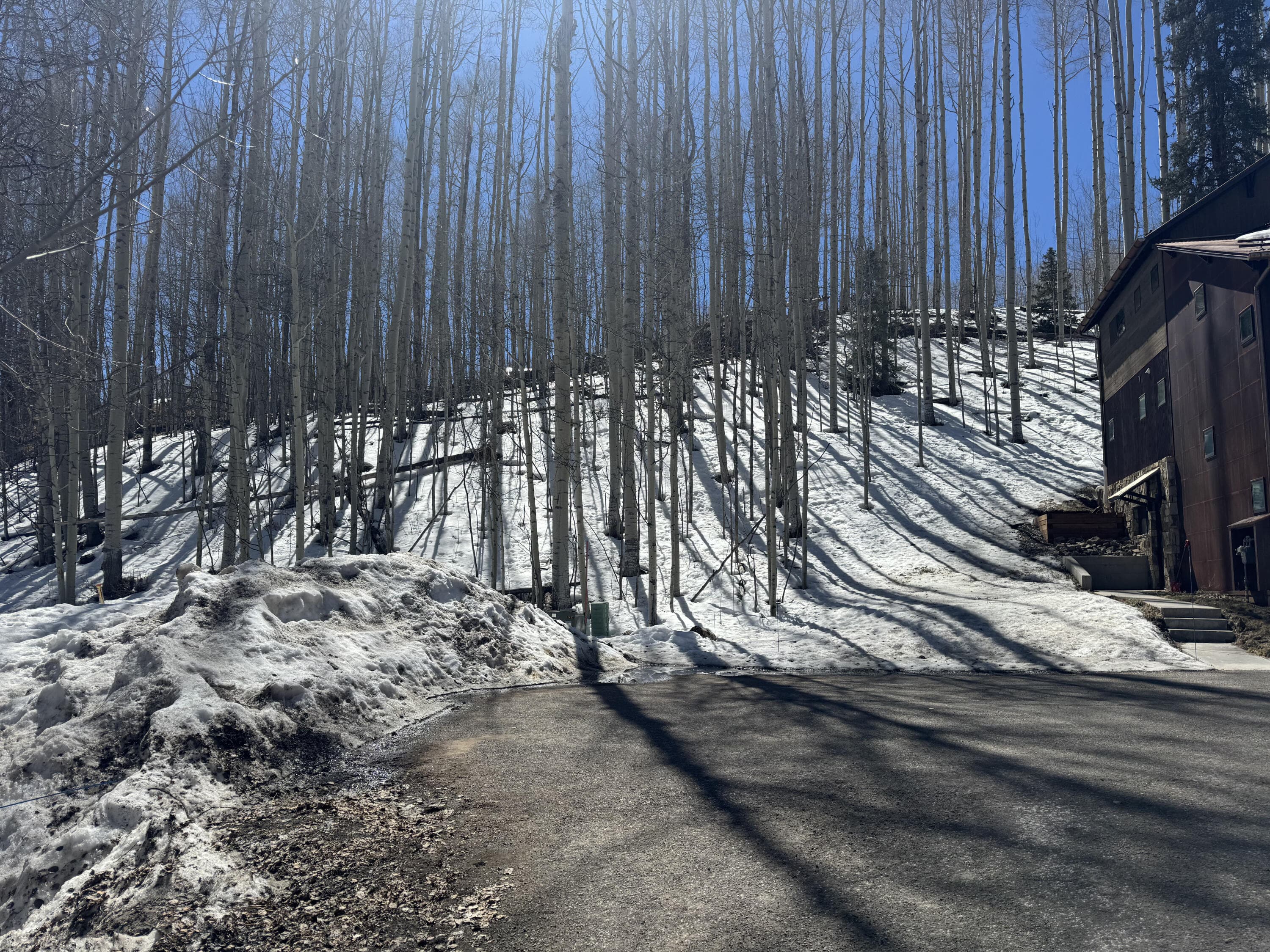 304 Adams Ranch Road - Thumbnail 7