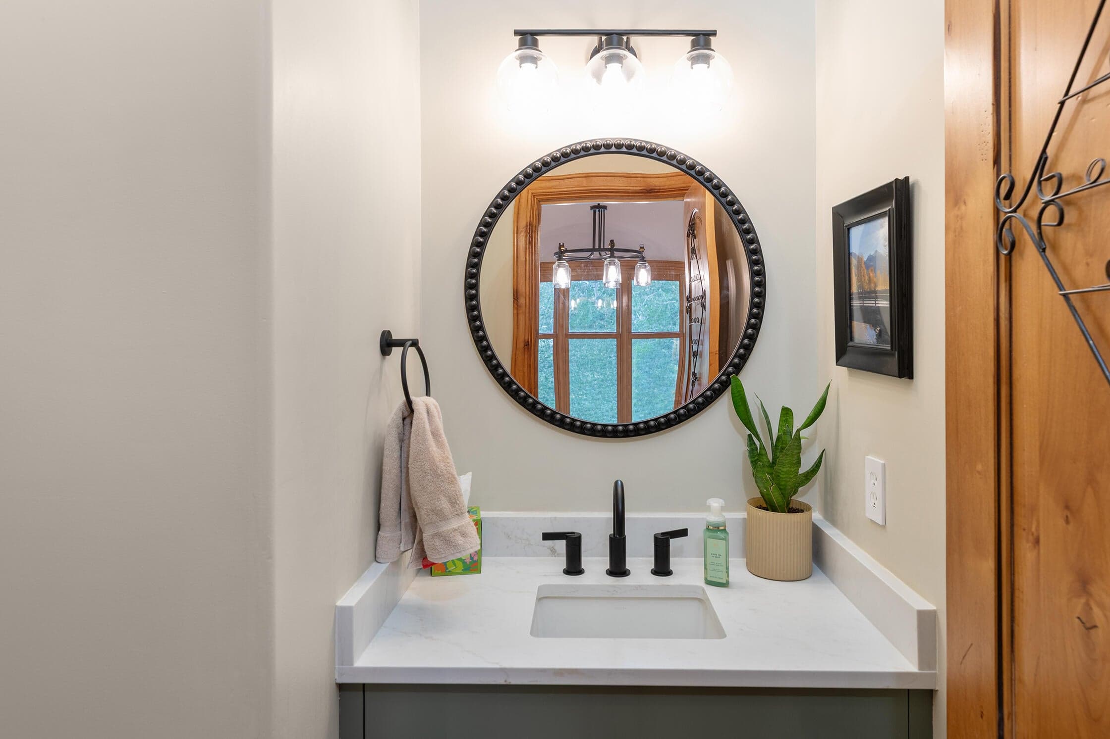 100 Spring Creek Drive - Thumbnail 13